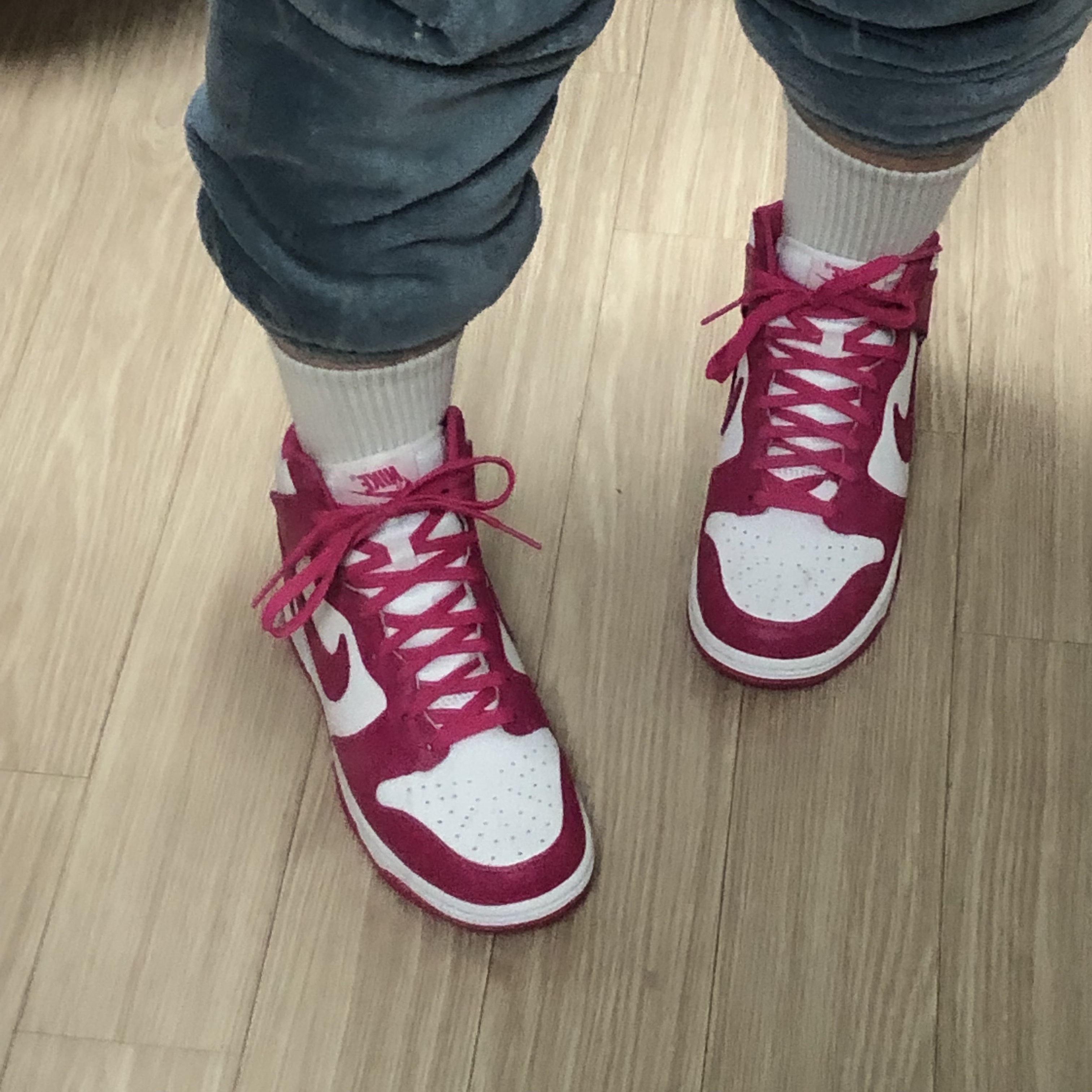 (W) Nike Dunk High Pink Prime 착용 스타일 - 4