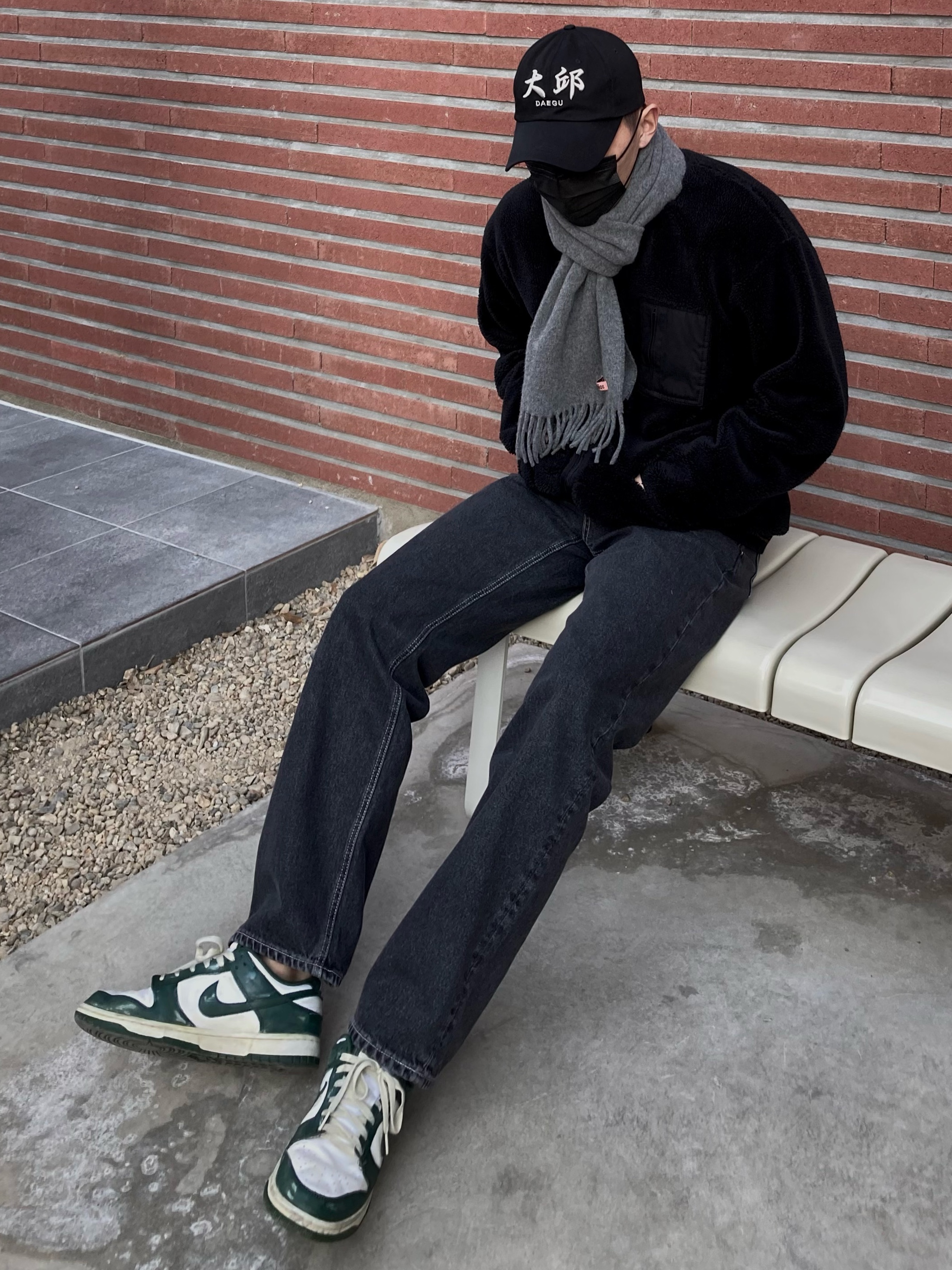 Nike Dunk Low Retro Varsity Green, Darkr8m Studio x Eplc Daegu Silver Logo Cap 착용 스타일