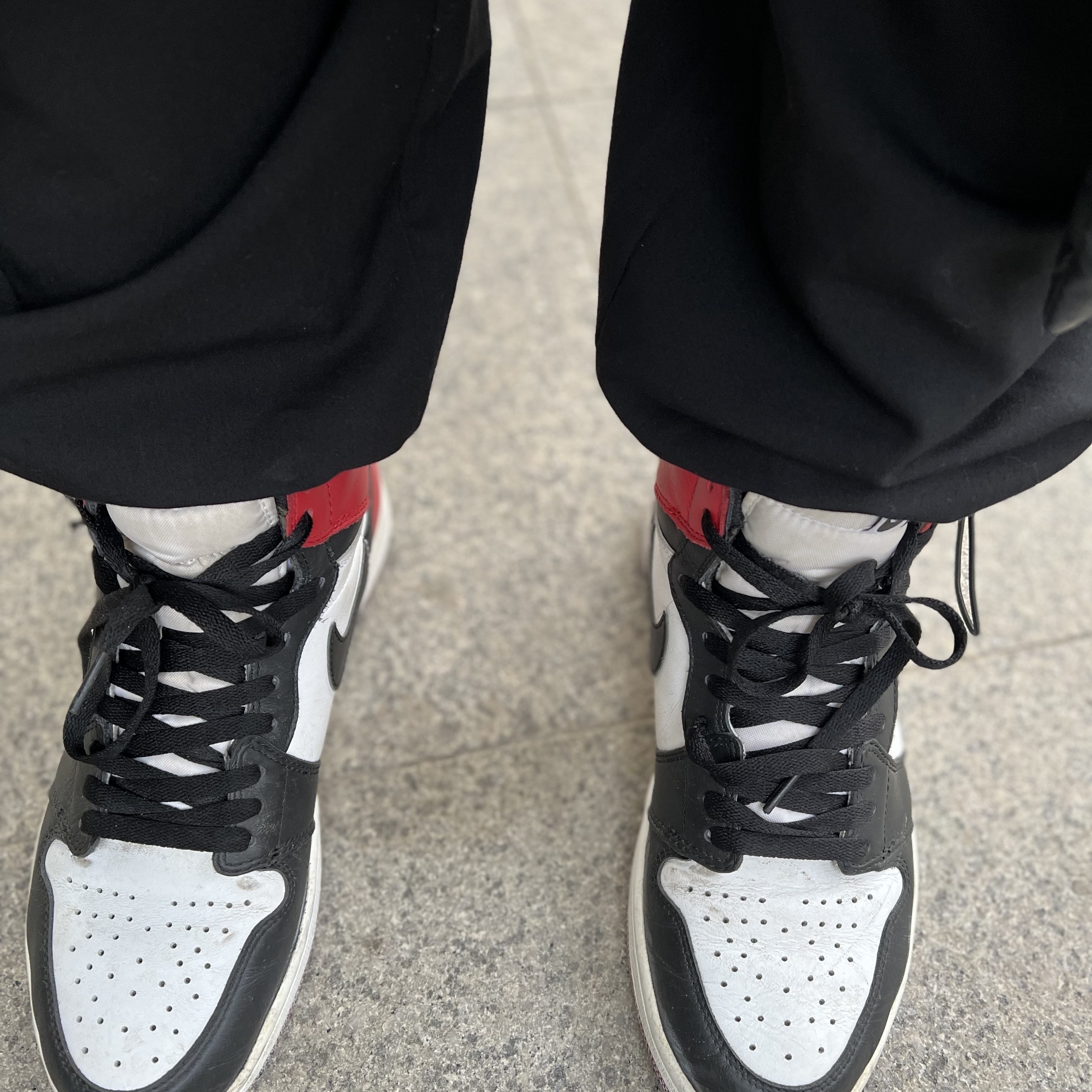 Jordan 1 Retro High OG Black Toe 2016 착용 스타일 - 2