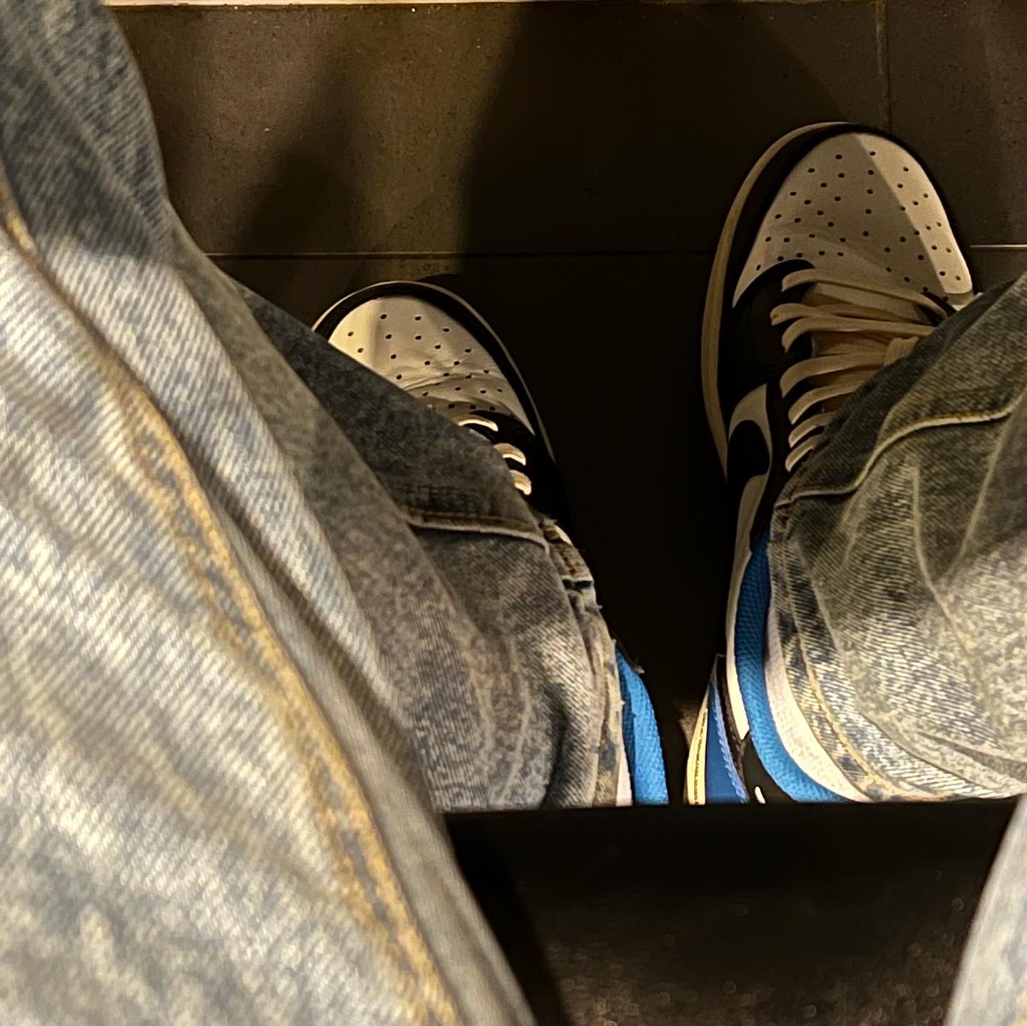 Jordan 1 x Travis Scott x Fragment Retro Low OG SP Military Blue 착용 스타일