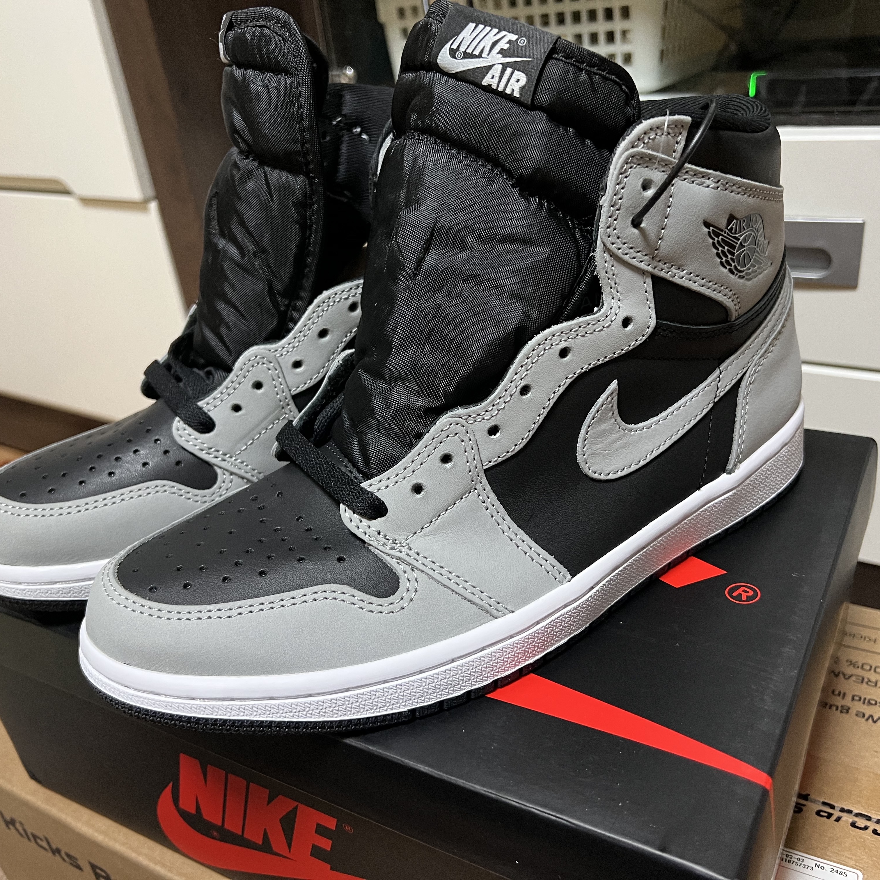 Jordan 1 Retro High OG Shadow 2.0 착용 스타일 - 1