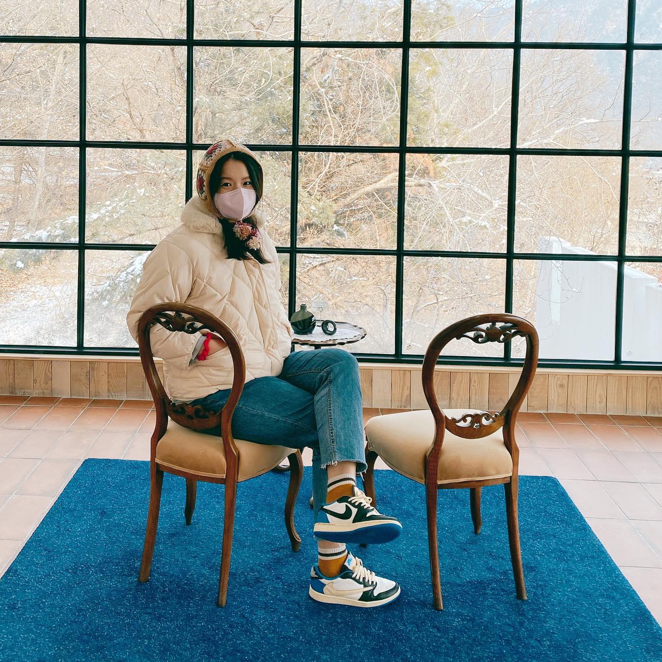 Jordan 1 x Travis Scott x Fragment Retro Low OG SP Military Blue 착용 스타일 - 1