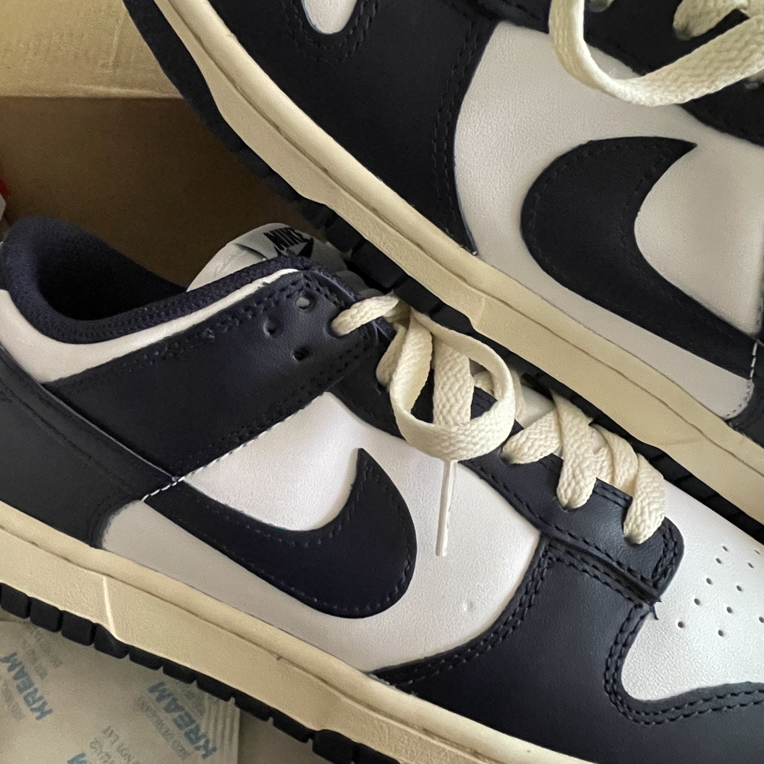 (W) Nike Dunk Low Vintage Midnight Navy 착용 스타일