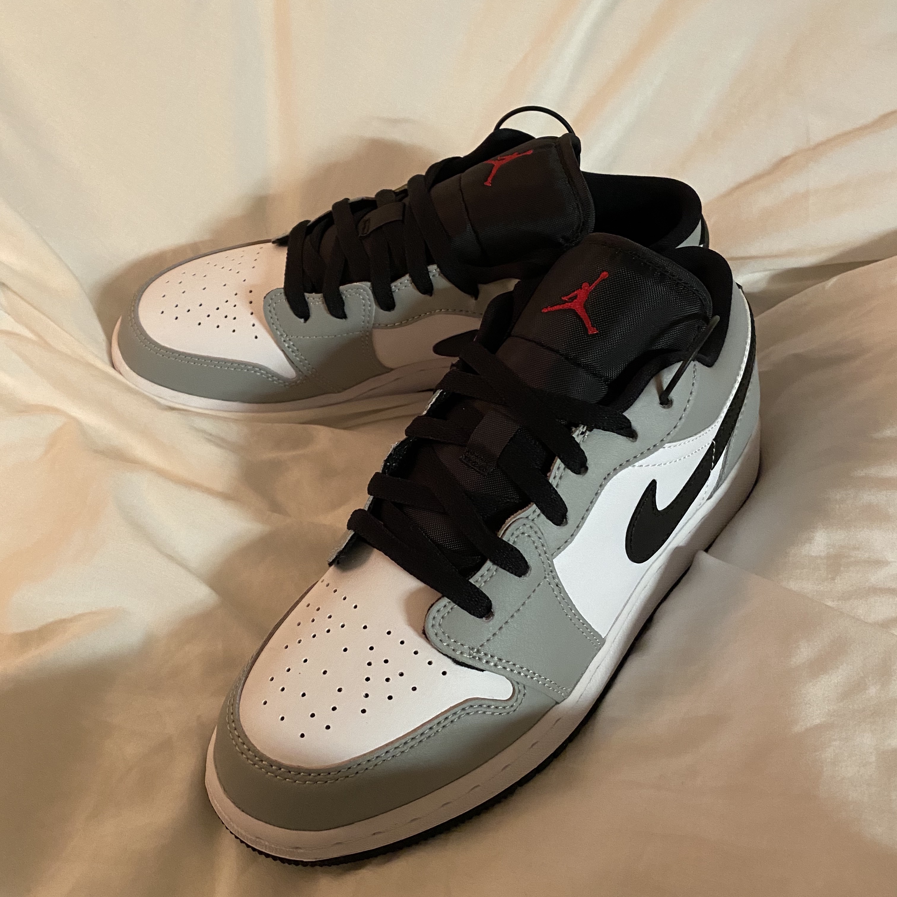 (GS) Jordan 1 Low Light Smoke Grey 착용 스타일