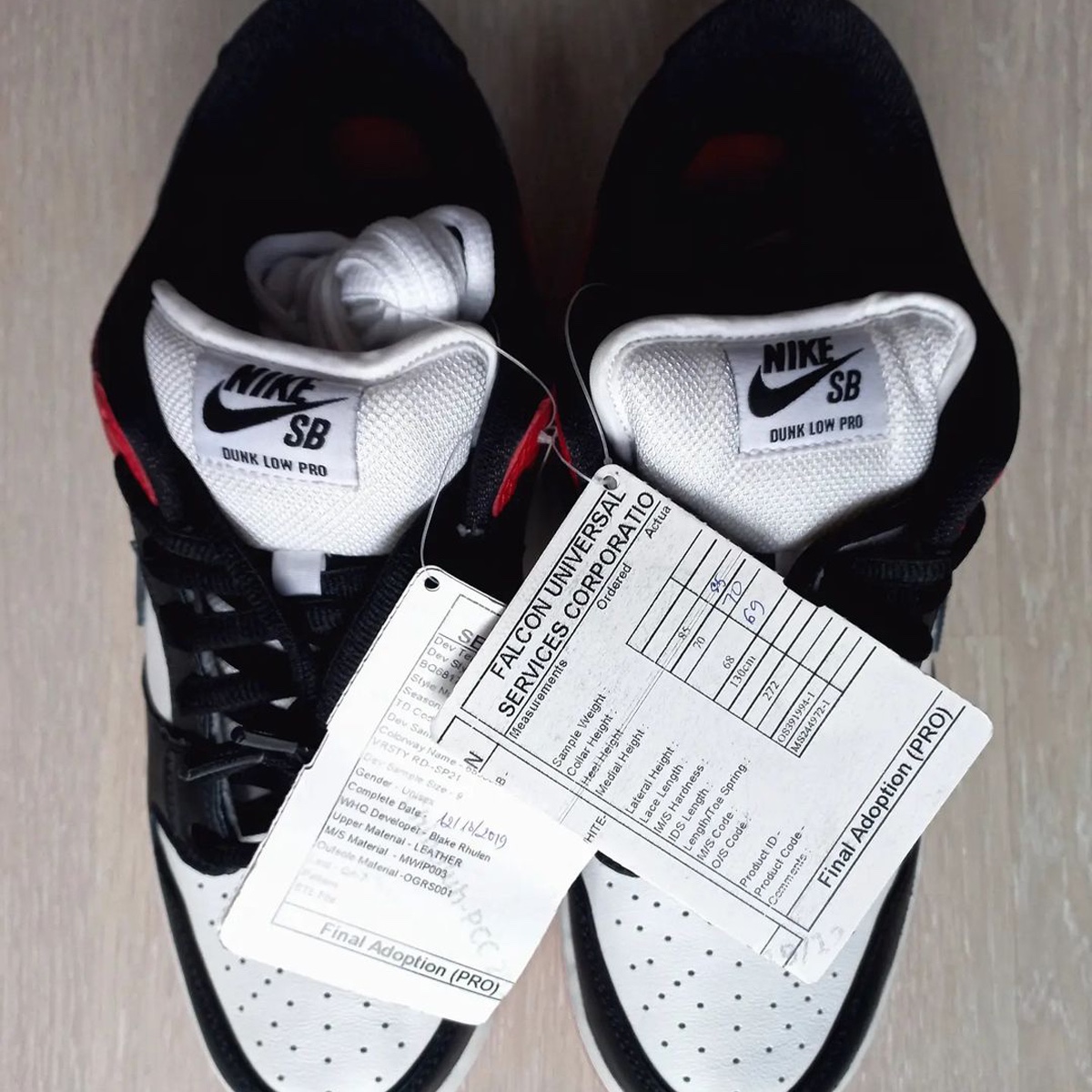 Nike SB Dunk Low Pro Chicago 착용 스타일 - 5