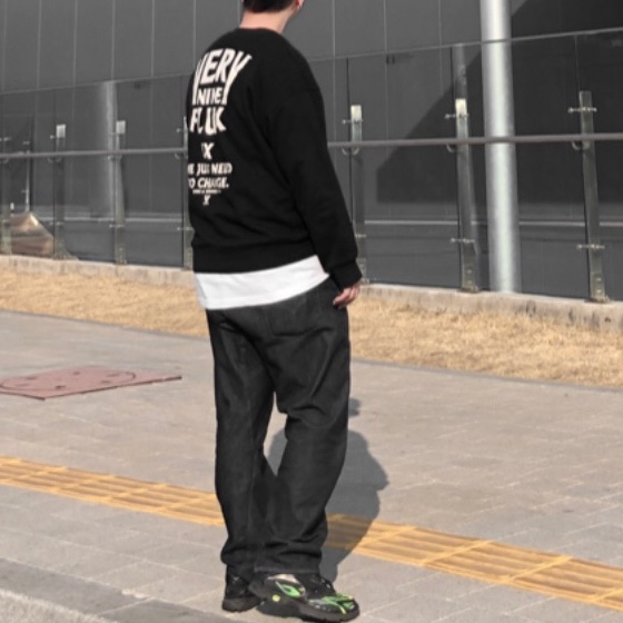 Nike x Supreme Zoom Streak Spectrum Plus Black 착용 스타일