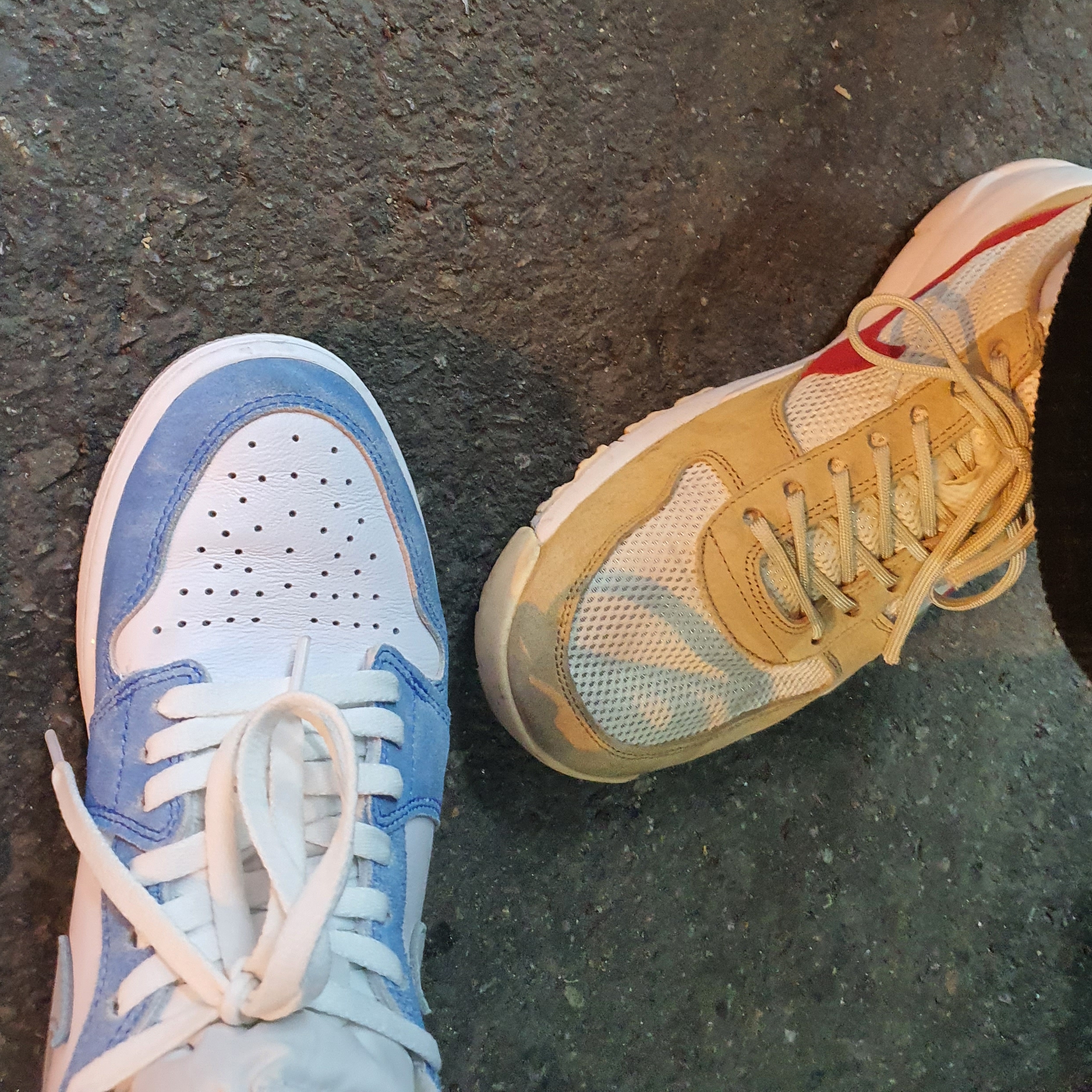 Jordan 1 Retro High OG Hyper Royal, (GS) Jordan 1 Retro High OG Hyper Royal 착용 스타일