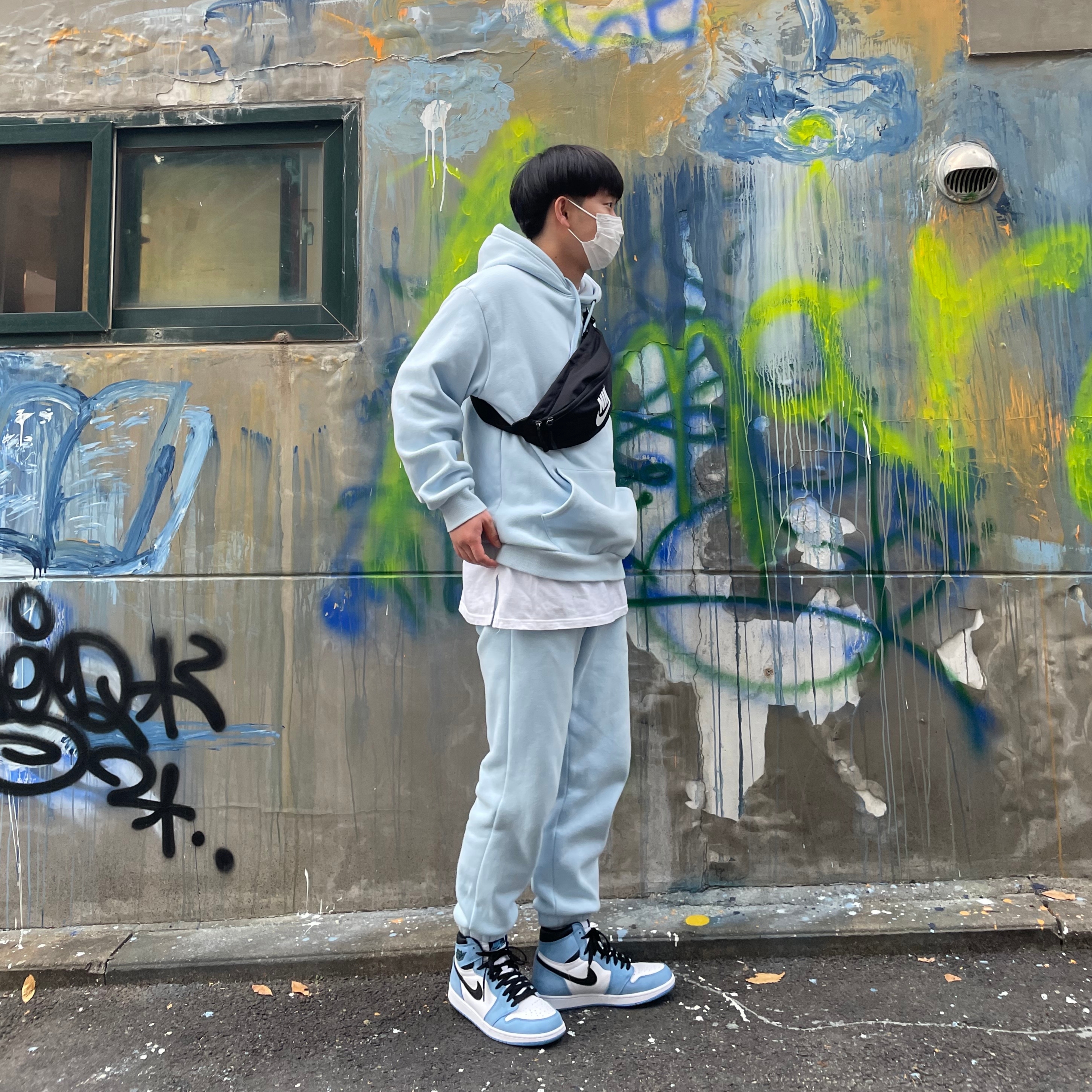 Jordan 1 Retro High OG University Blue 착용 스타일