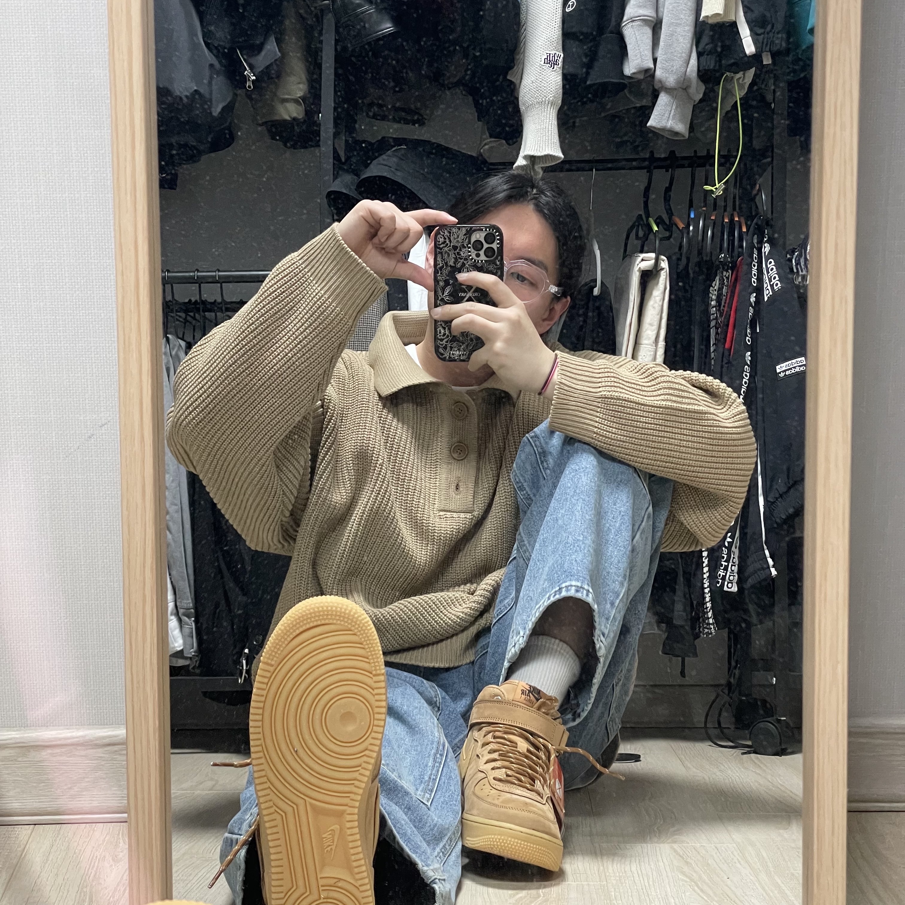 Nike Air Force 1 Mid '07 WB Flax 착용 스타일 - 1