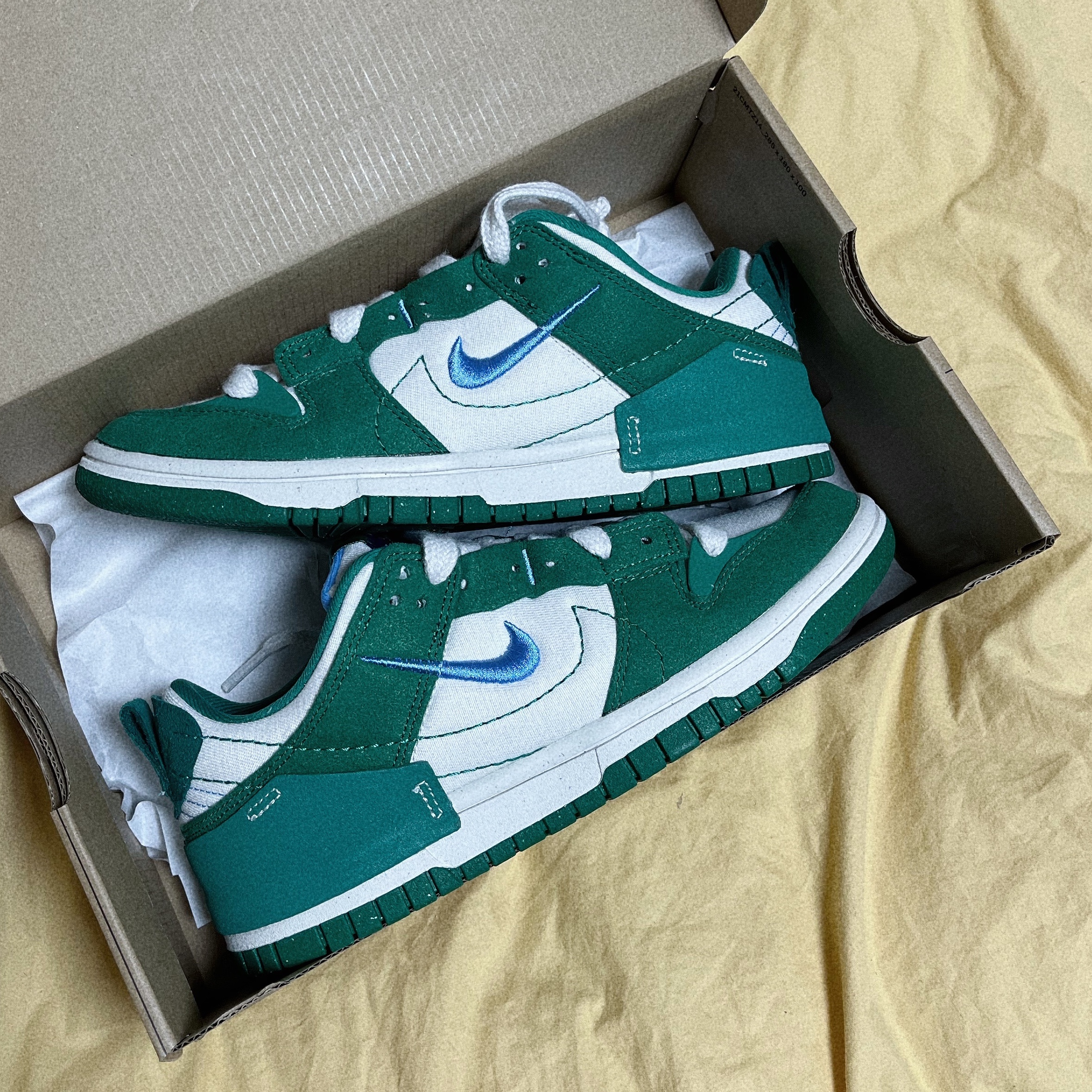 (W) Nike Dunk Low Disrupt 2 Phantom University Blue 착용 스타일