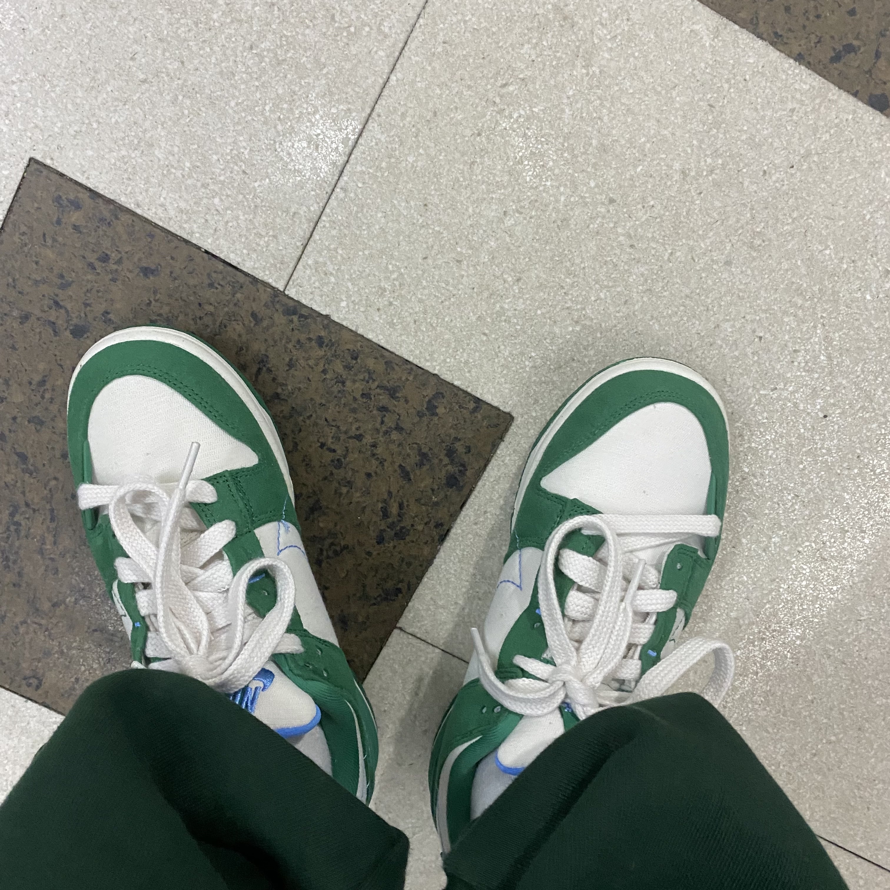 (W) Nike Dunk Low Disrupt 2 Phantom University Blue 착용 스타일