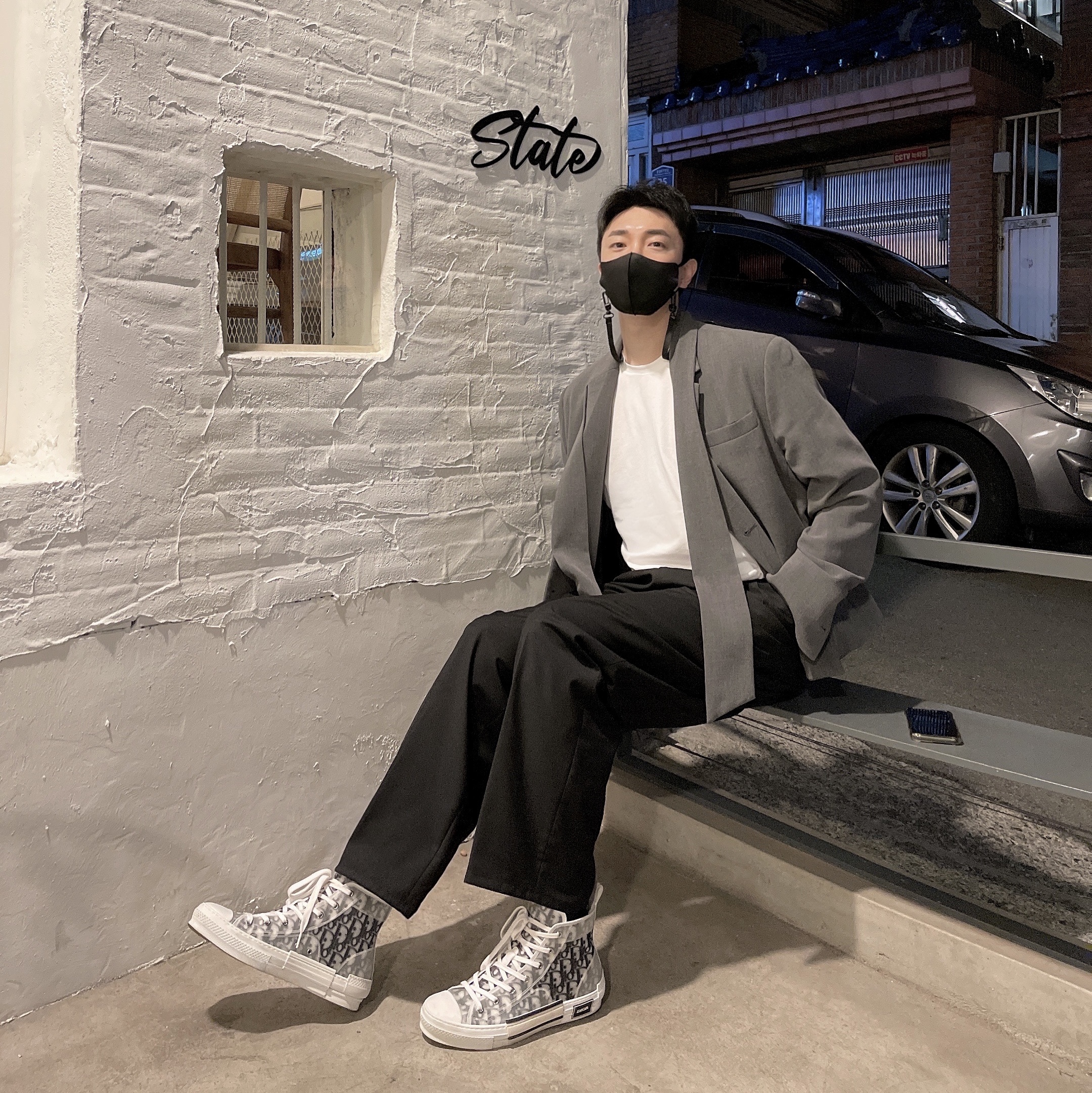 Dior B23 High Dior Oblique White & Black 착용 스타일