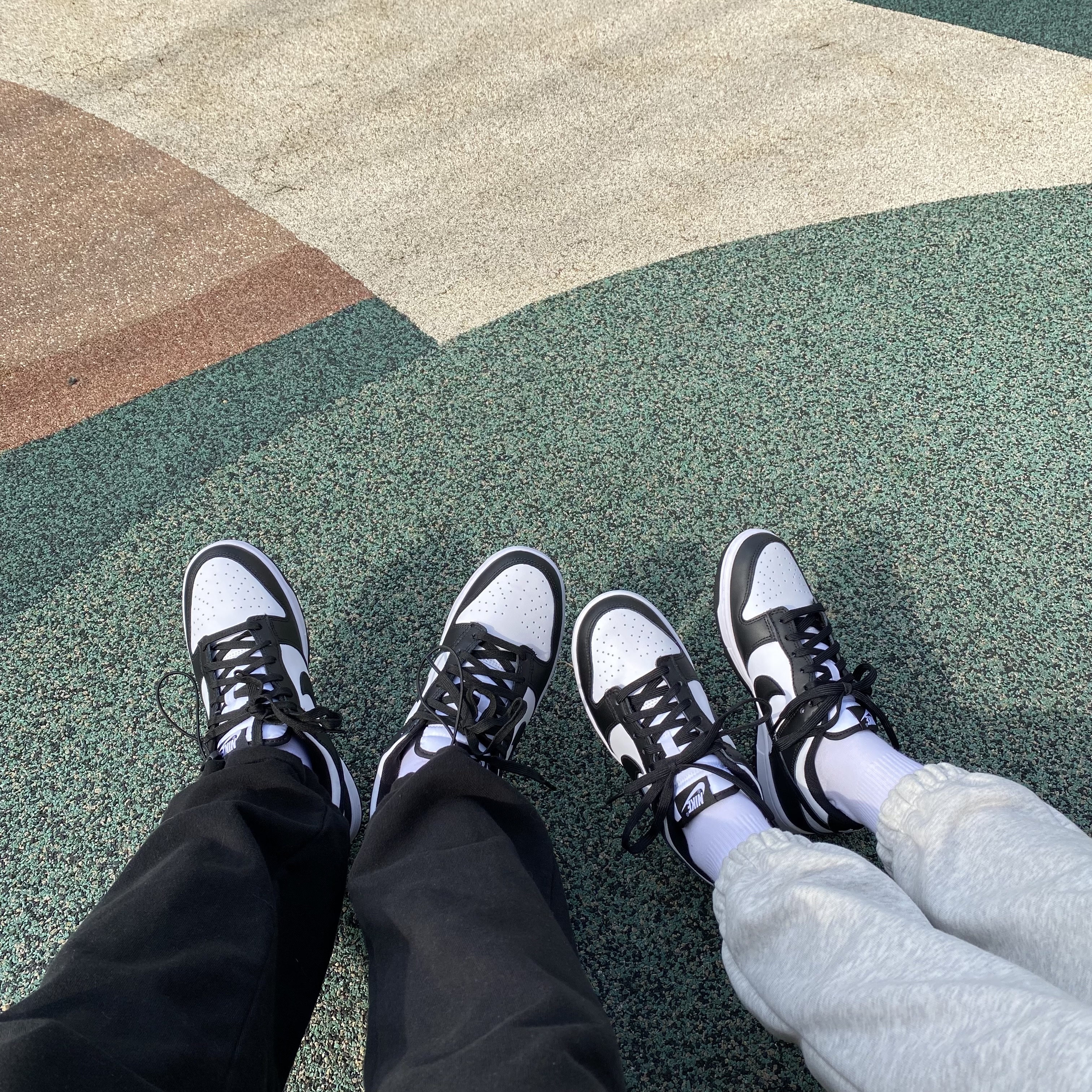 Nike Dunk Low Retro Black 착용 스타일 - 3