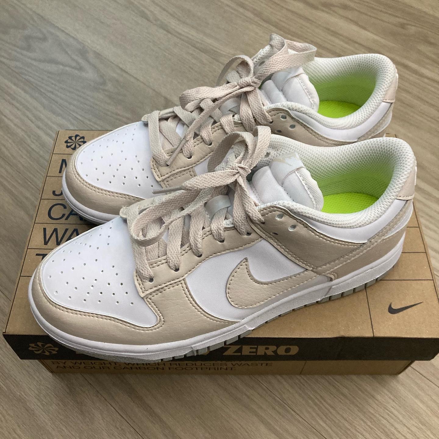 (W) Nike Dunk Low Next Nature Light Orewood Brown 착용 스타일