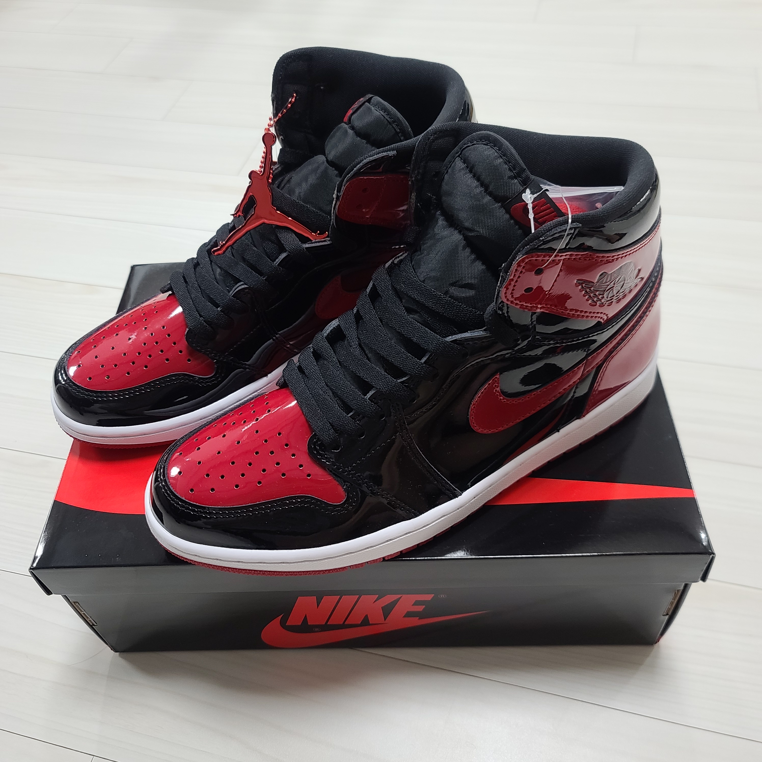 Jordan 1 Retro High OG Patent Bred 착용 스타일