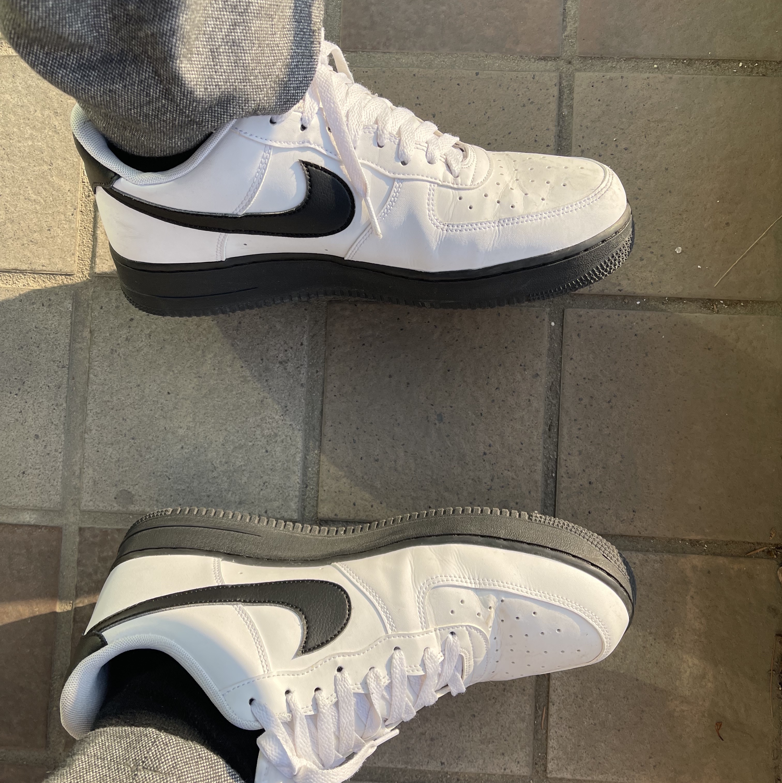 Nike Air Force 1 Low White Black Midsole 착용 스타일 - 2