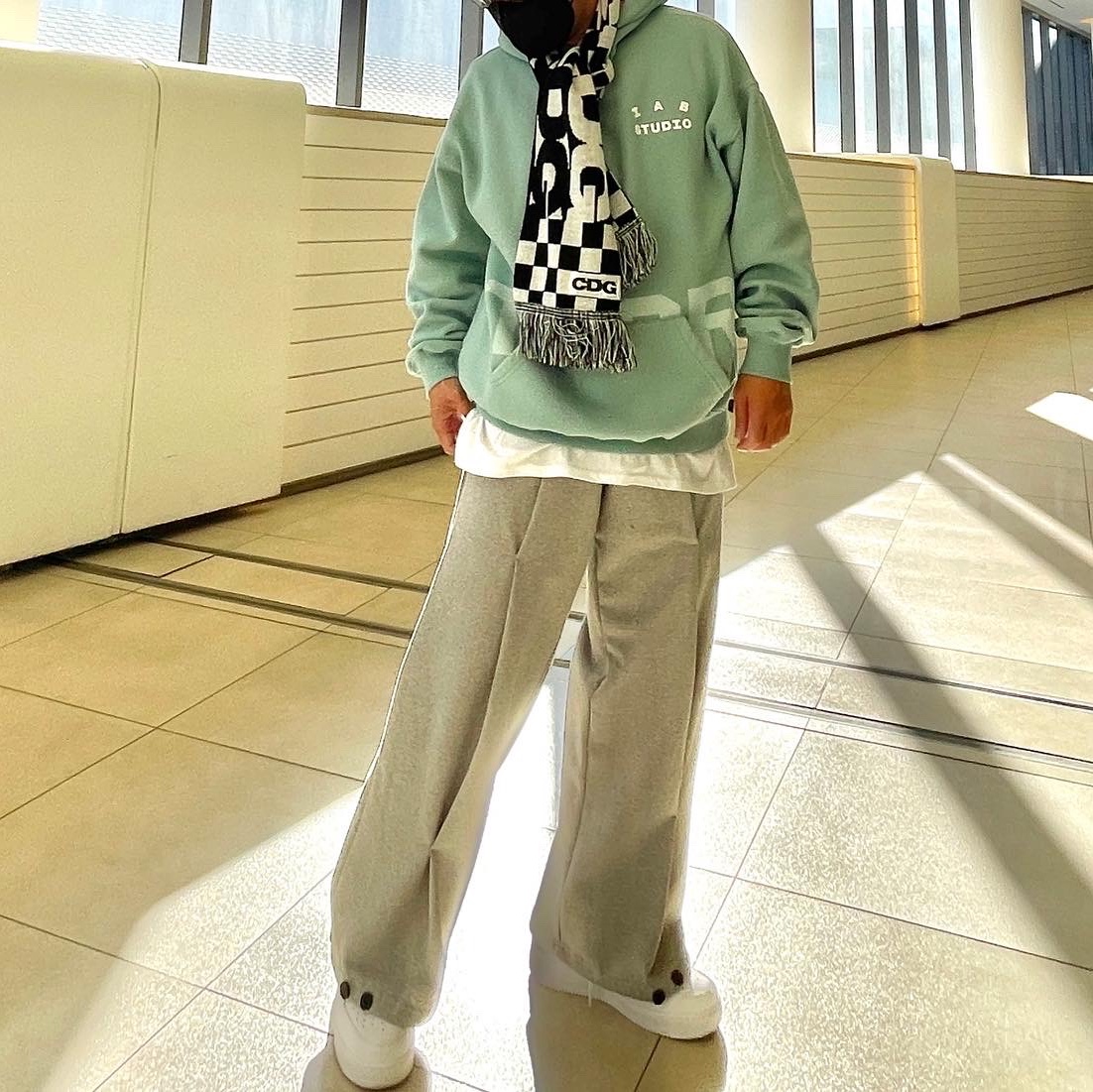 Nike Air Force 1 Mid '07 White, IAB Studio x Thor Hoodie Ash Green 착용 스타일 - 1