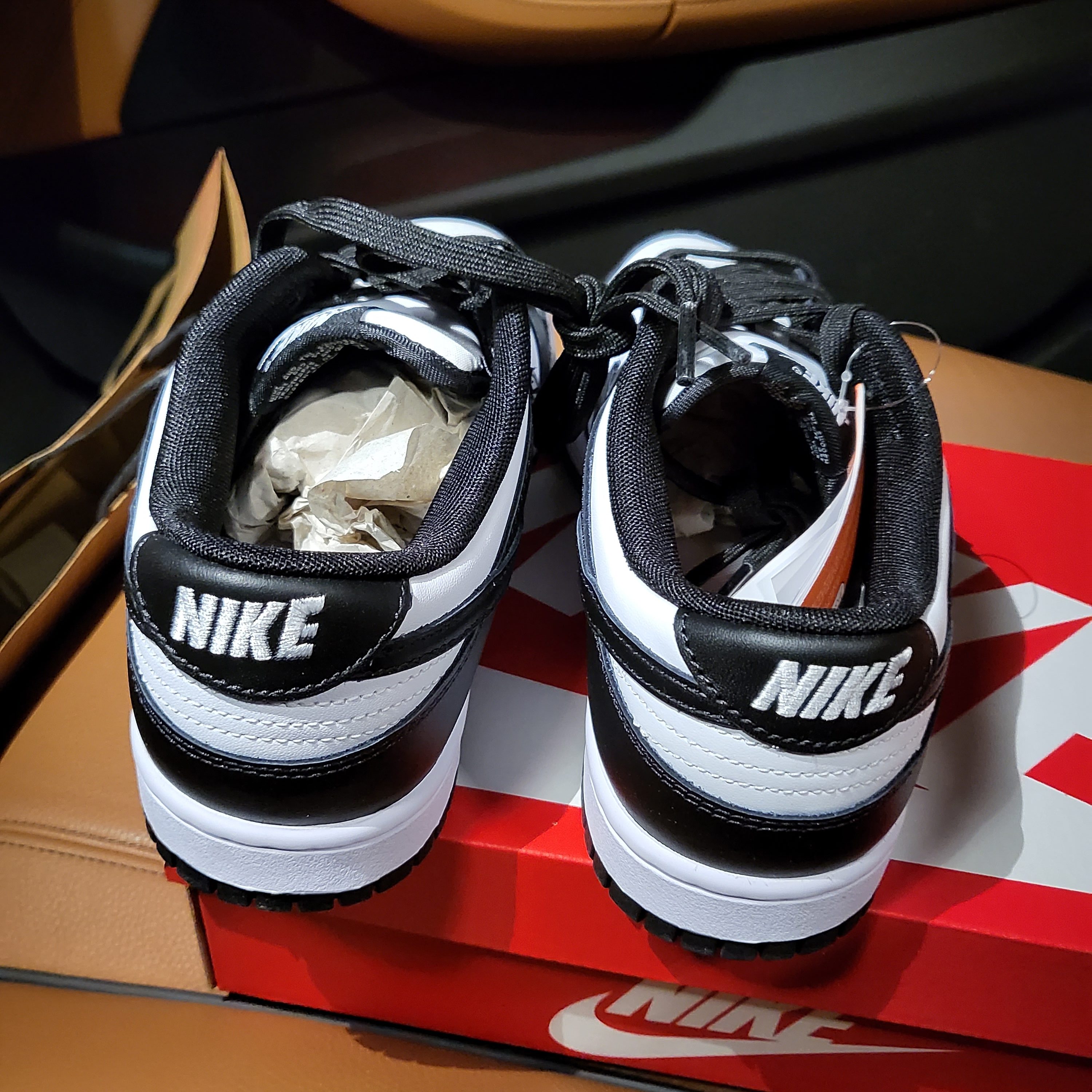Nike Dunk Low Retro Black 착용 스타일 - 3