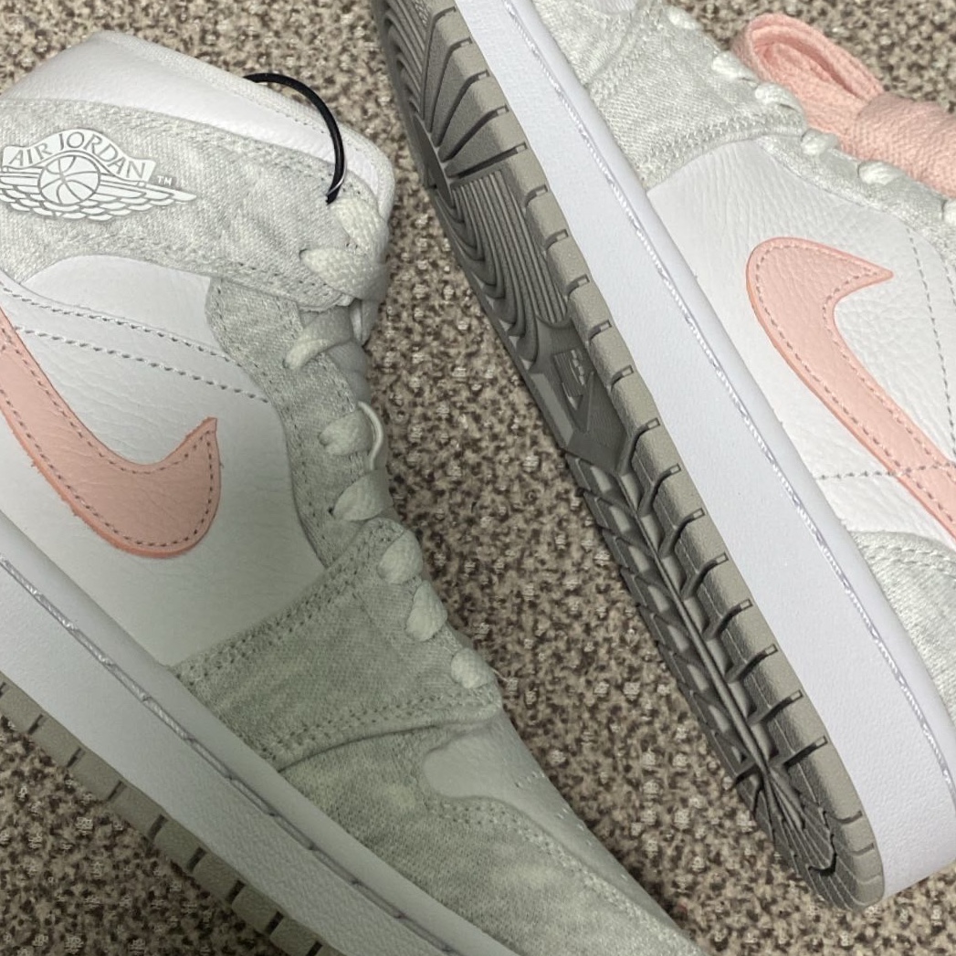 (W) Jordan 1 Mid SE Light Iron Ore 착용 스타일