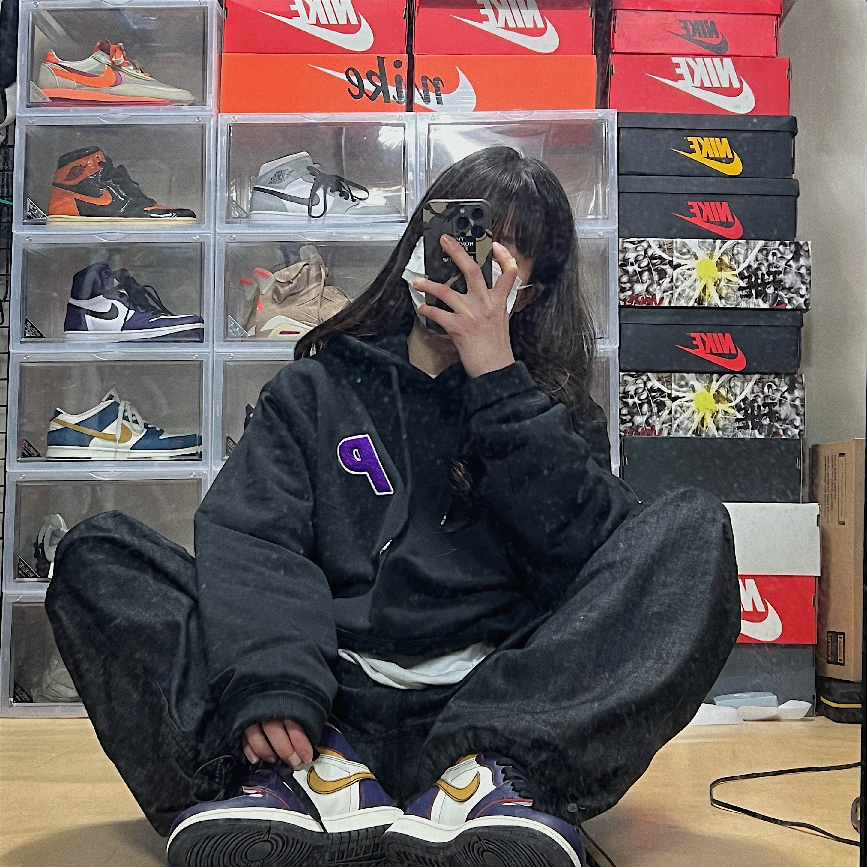 Jordan 1 Retro High OG Defiant SB LA to Chicago, Palace Tri-Chenille Hood Black - 21FW 착용 스타일