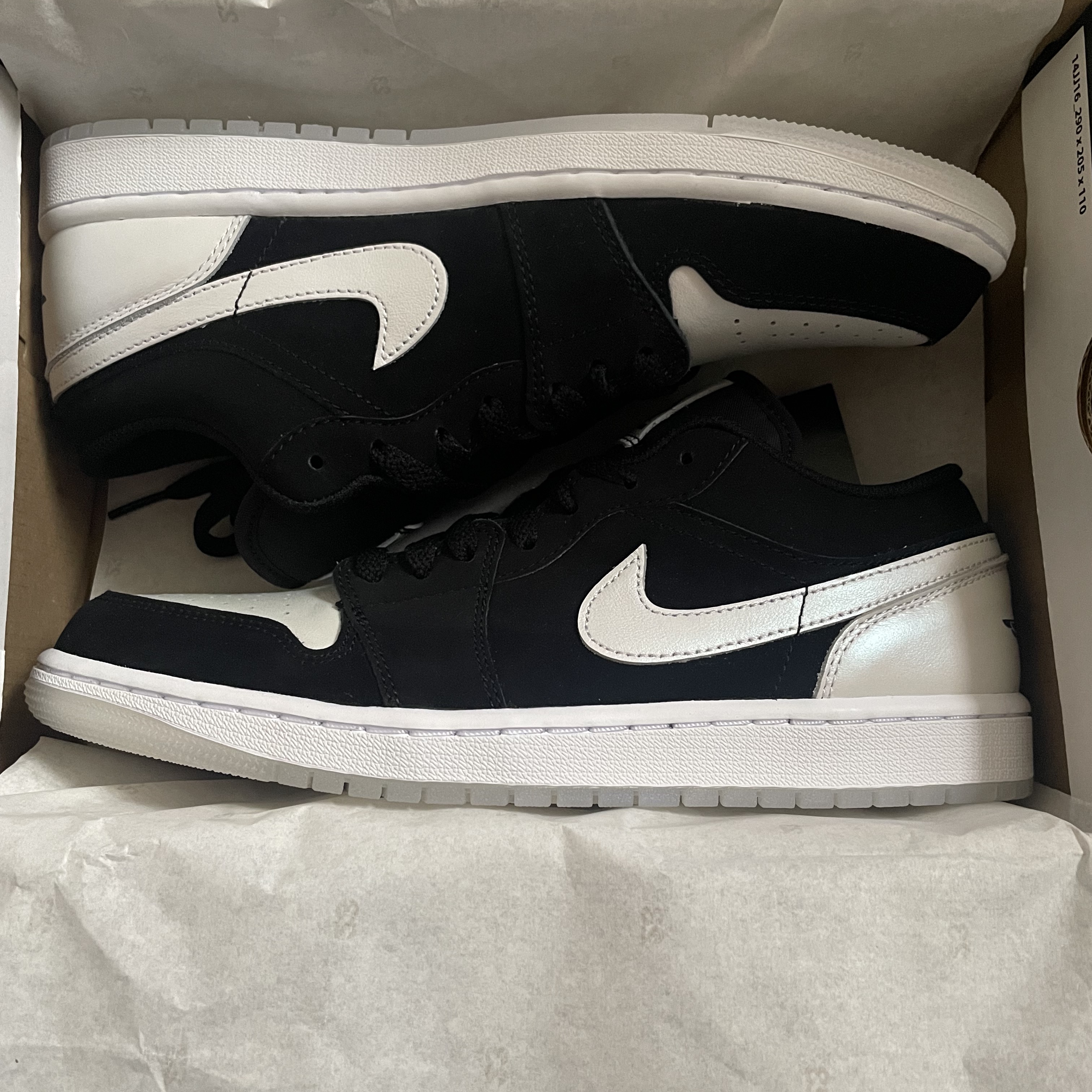 Jordan 1 Low SE Diamond 착용 스타일