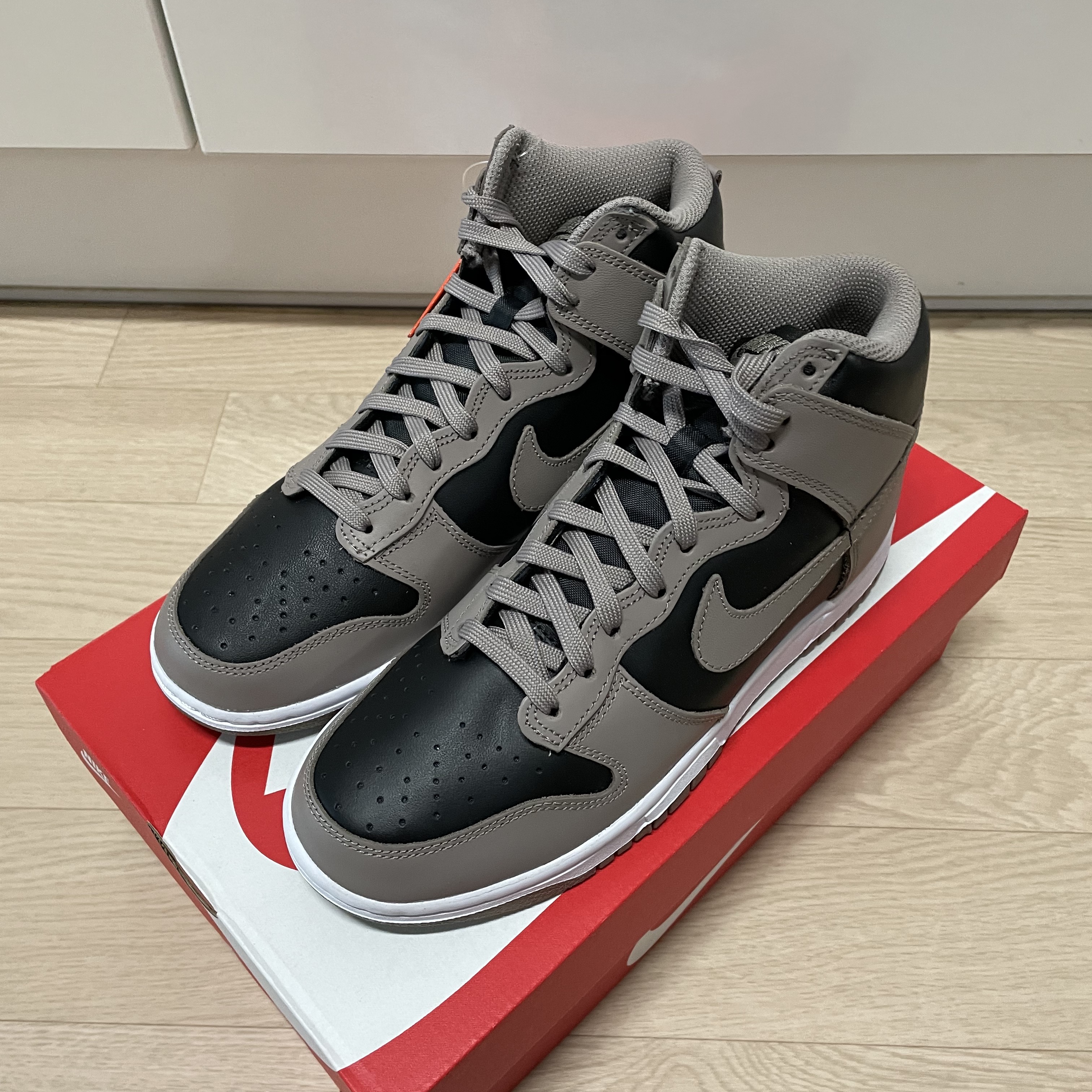 (W) Nike Dunk High Moon Fossil 착용 스타일 - 2