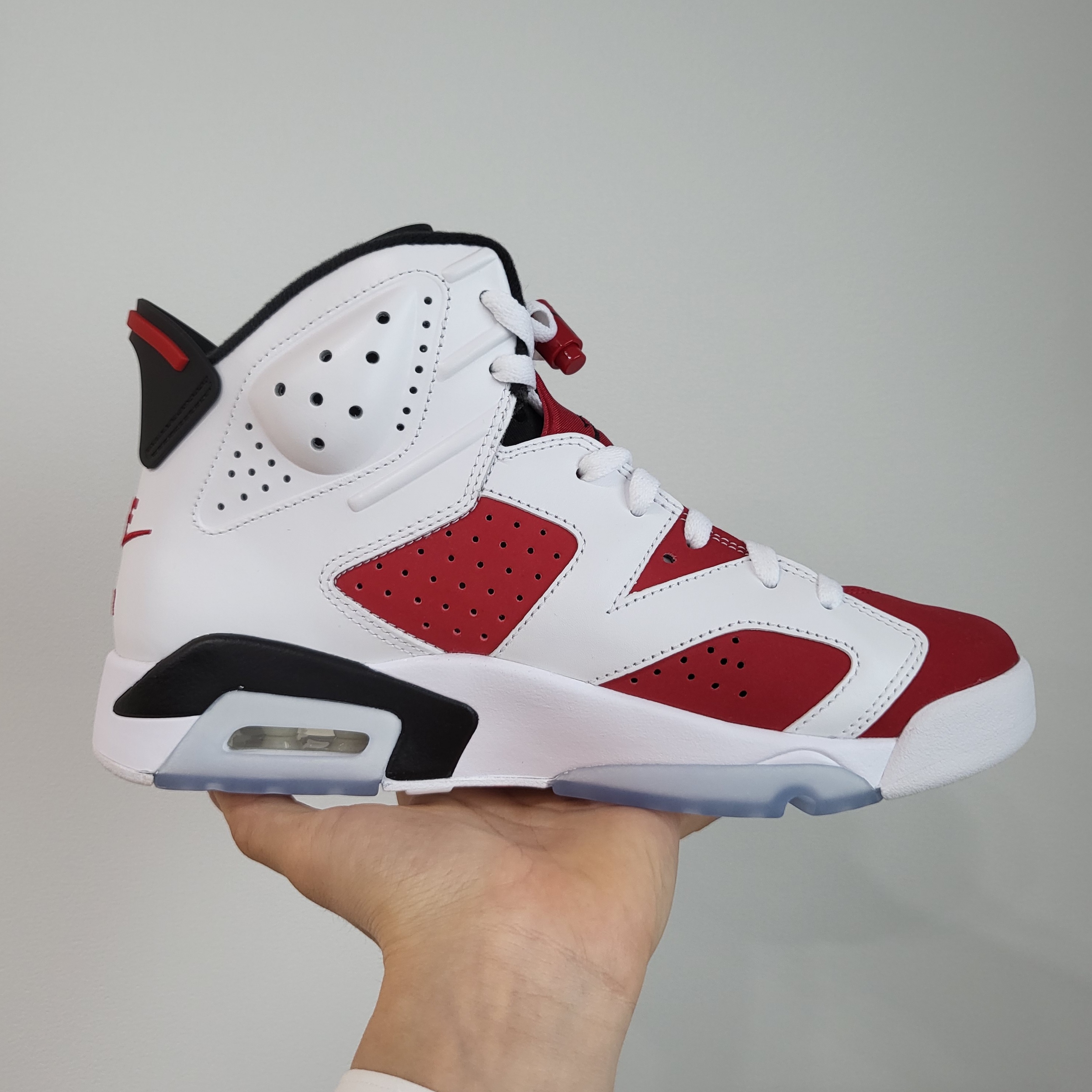 Jordan 6 Retro Carmine 2021, (GS) Jordan 6 Retro Carmine 2021 착용 스타일 - 3