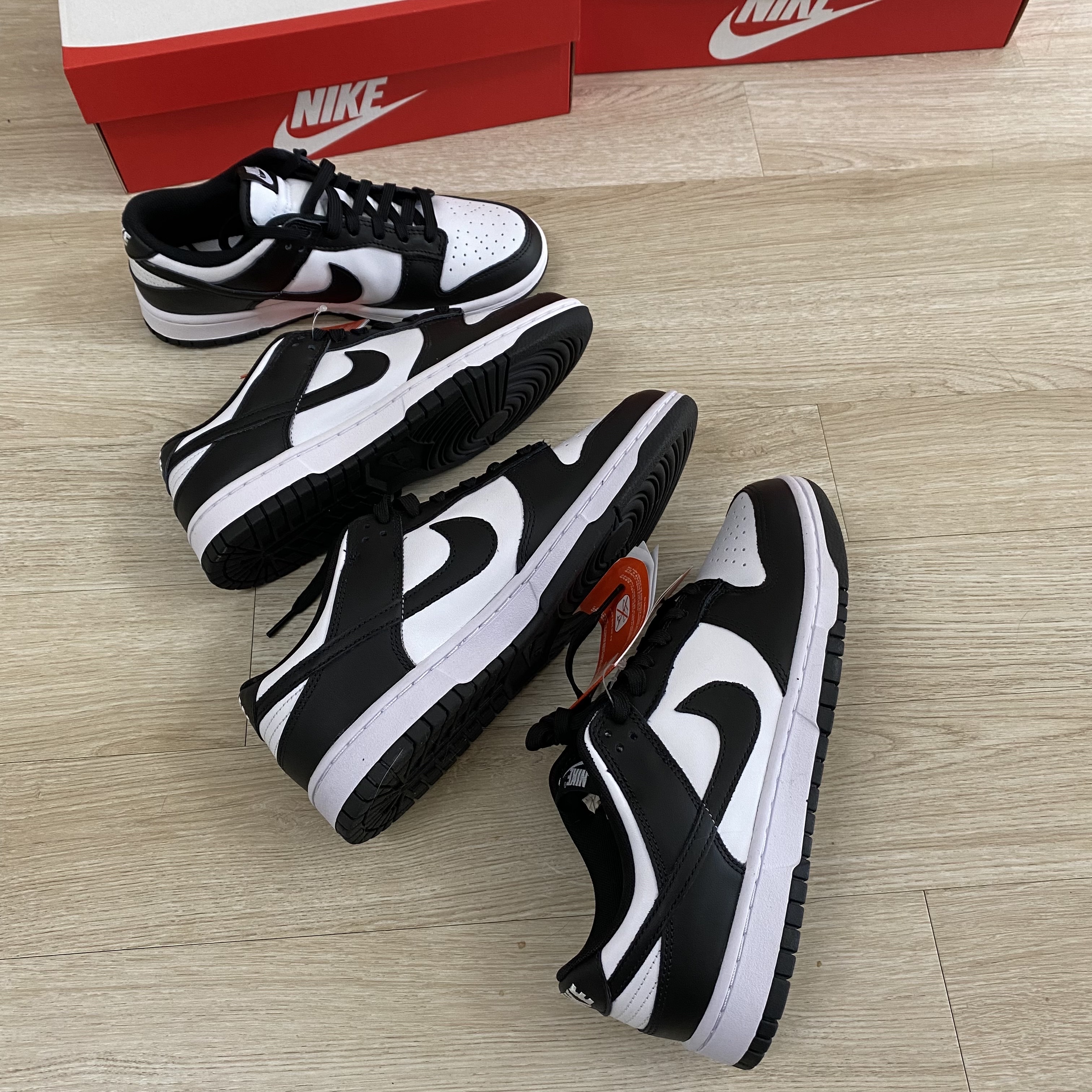 Nike Dunk Low Retro Black 착용 스타일 - 2