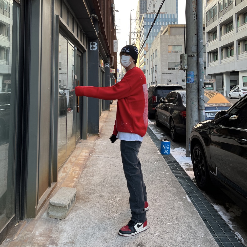 Jordan 1 Retro High OG Bred Toe 착용 스타일 - 2