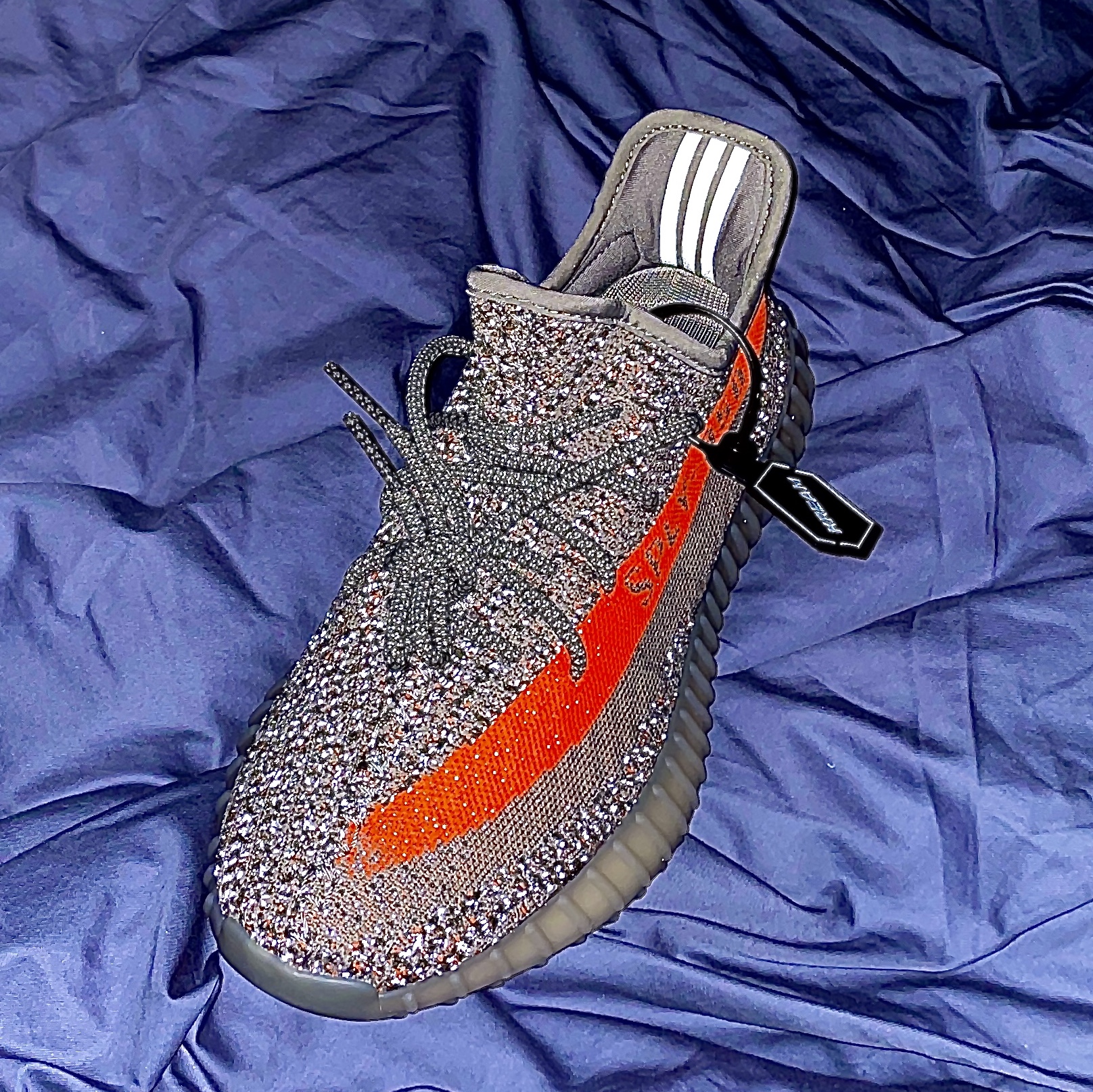 Adidas Yeezy Boost 350 V2 Beluga - Reflective 착용 스타일