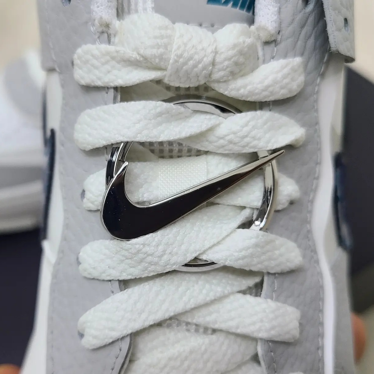 (W) Nike Air Force 1 Shadow Grey Fog Bright Spruce 착용 스타일 - 5