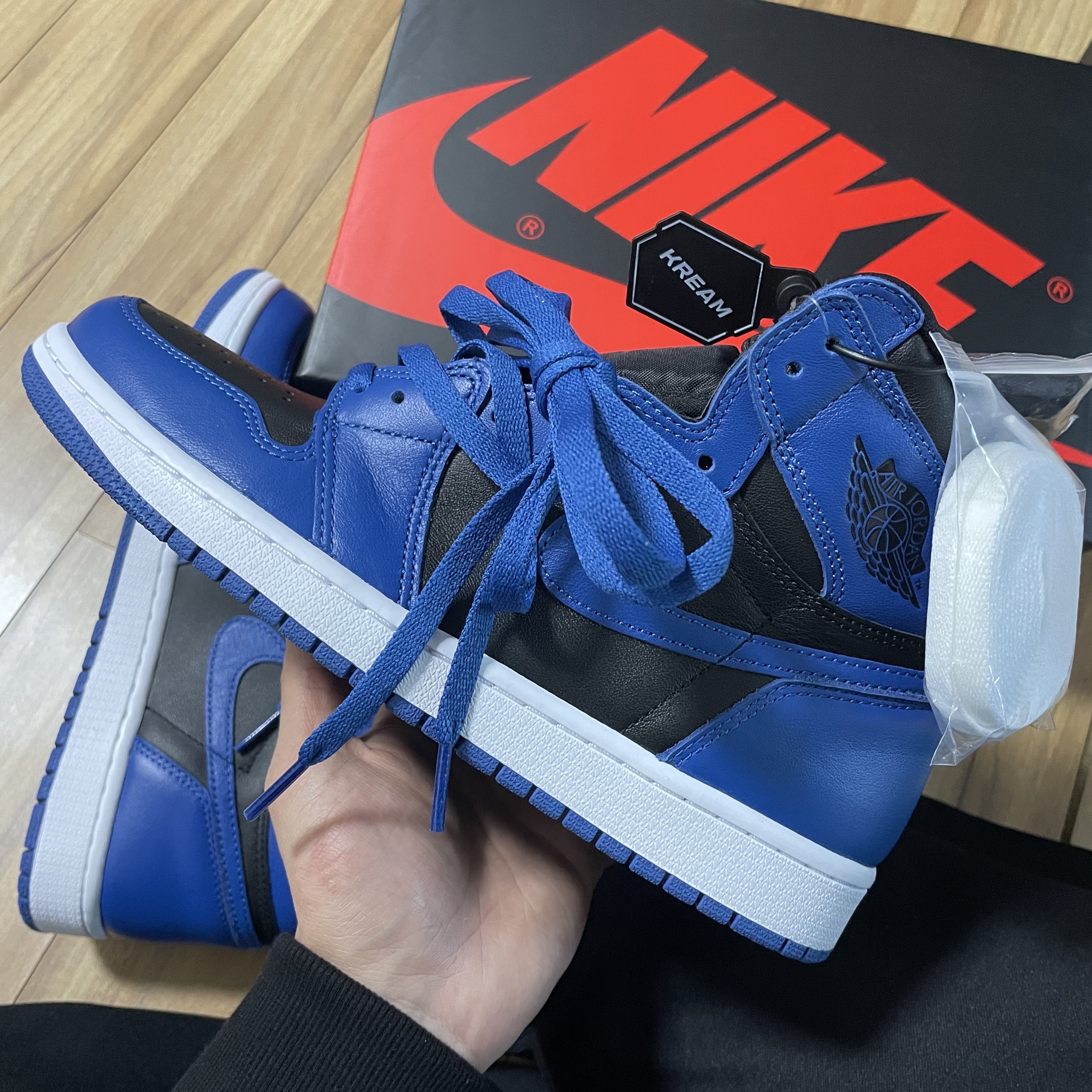 Jordan 1 Retro High OG Dark Marina Blue 착용 스타일
