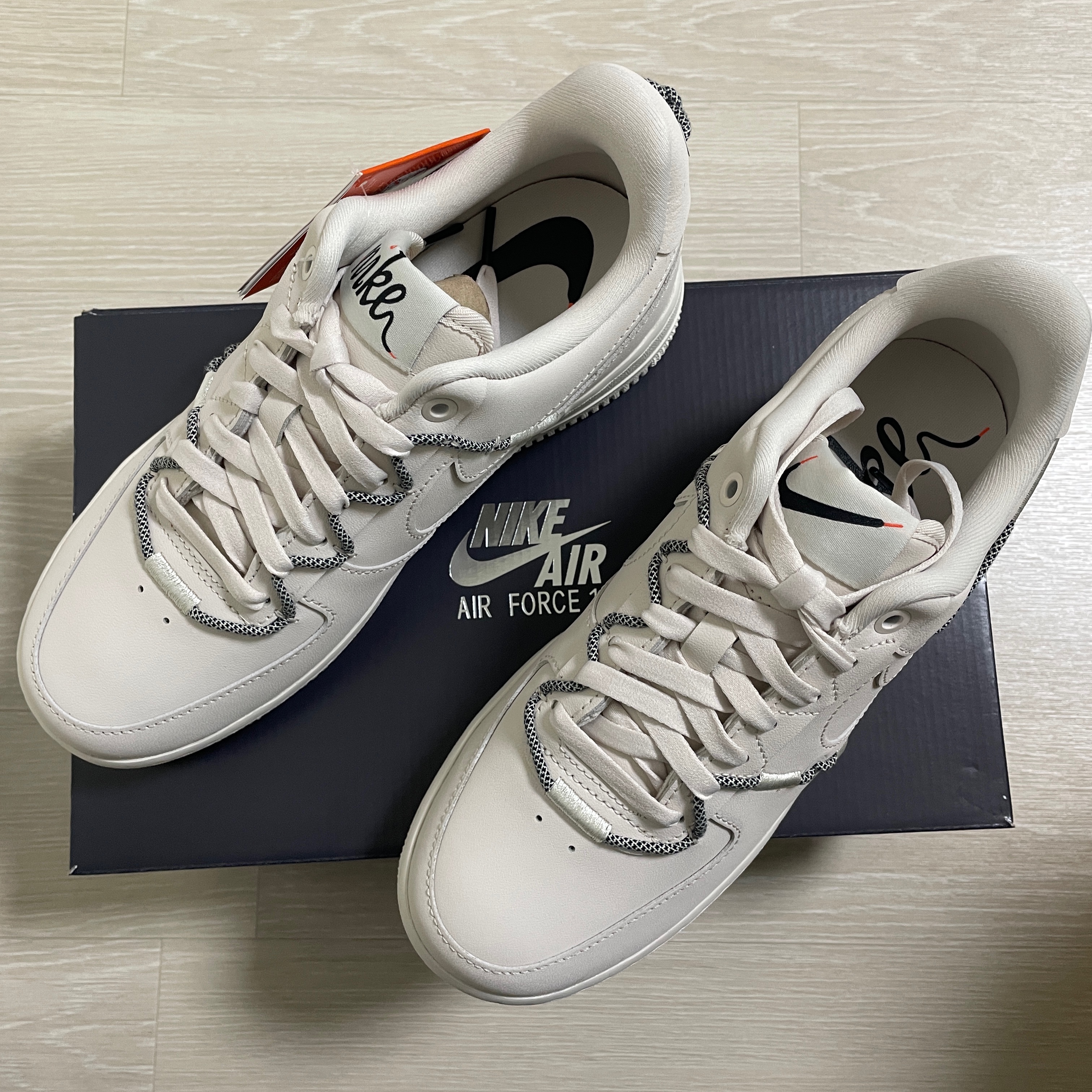 (W) Nike Air Force 1 '07 LX Light Orewood Brown 착용 스타일