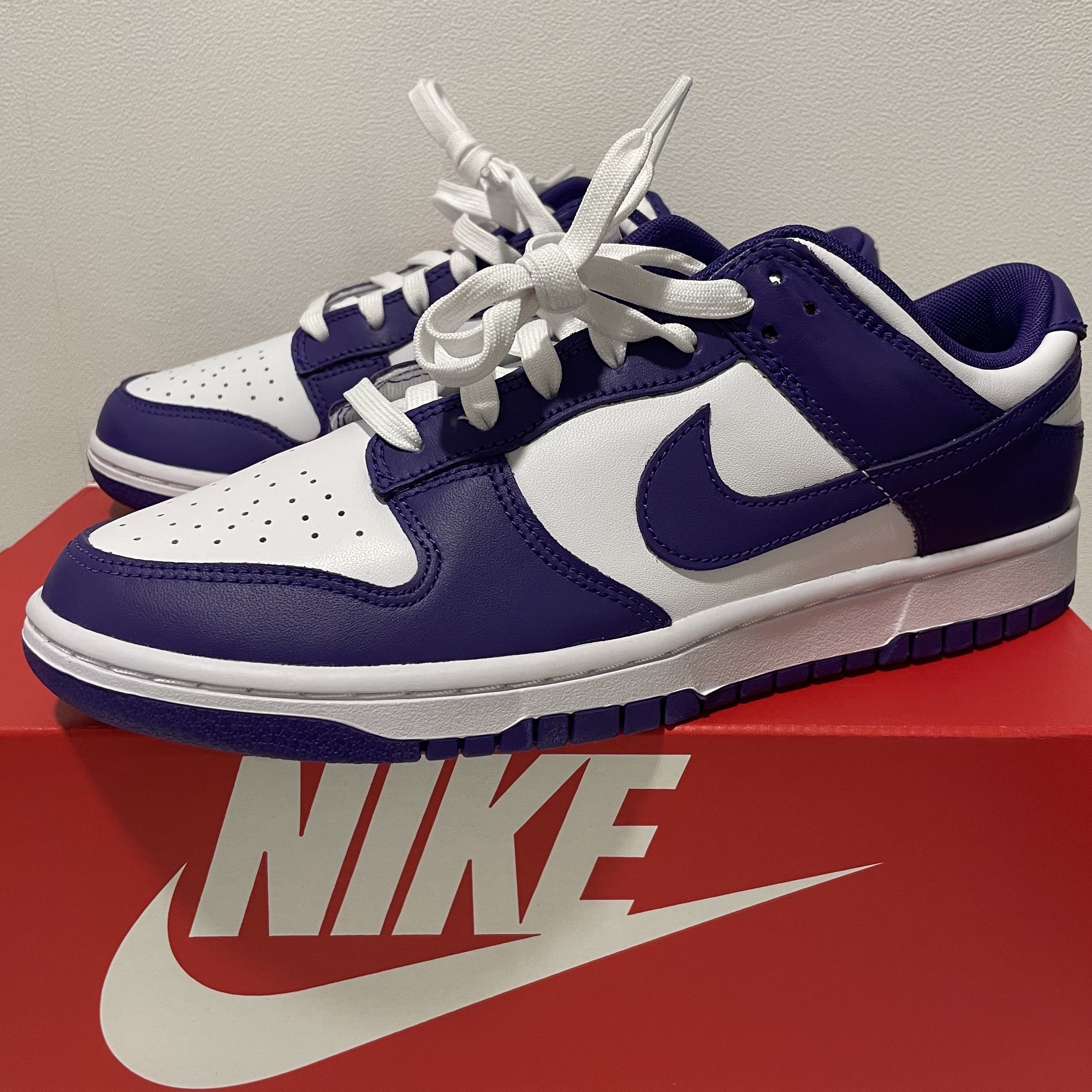 Nike Dunk Low Retro Championship Court Purple 착용 스타일