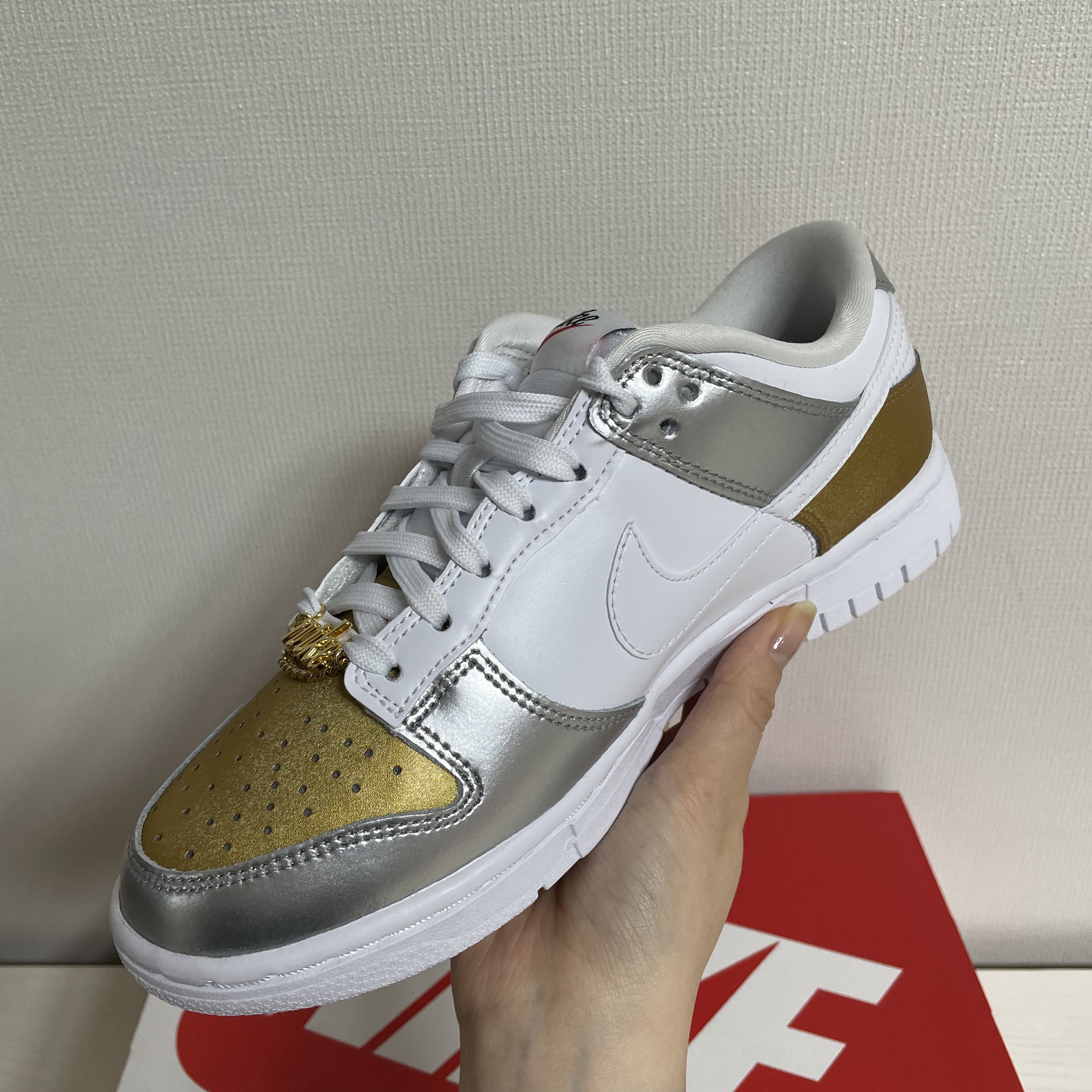 (W) Nike Dunk Low SE Heirloom 착용 스타일 - 2
