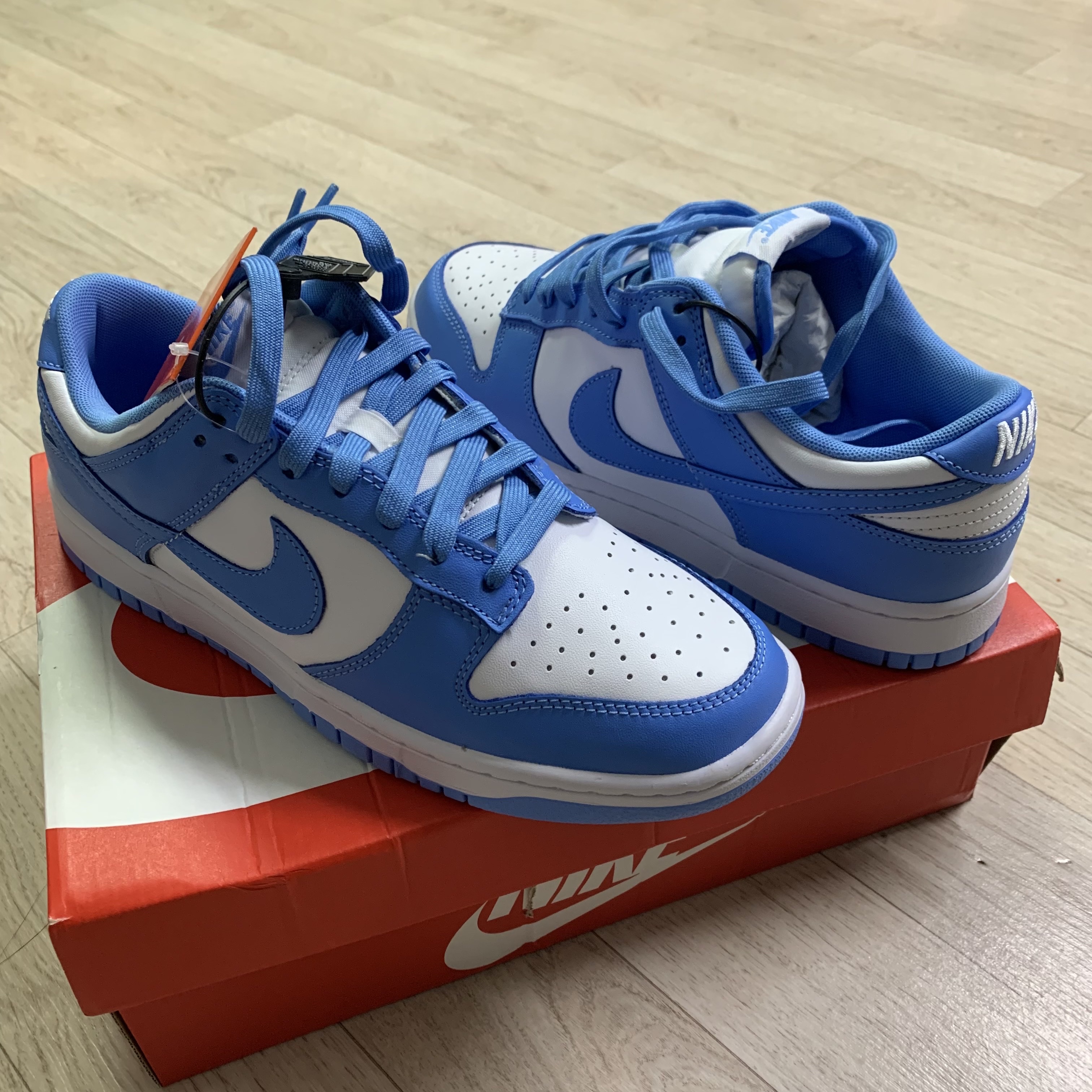 Nike Dunk Low Retro University Blue 착용 스타일