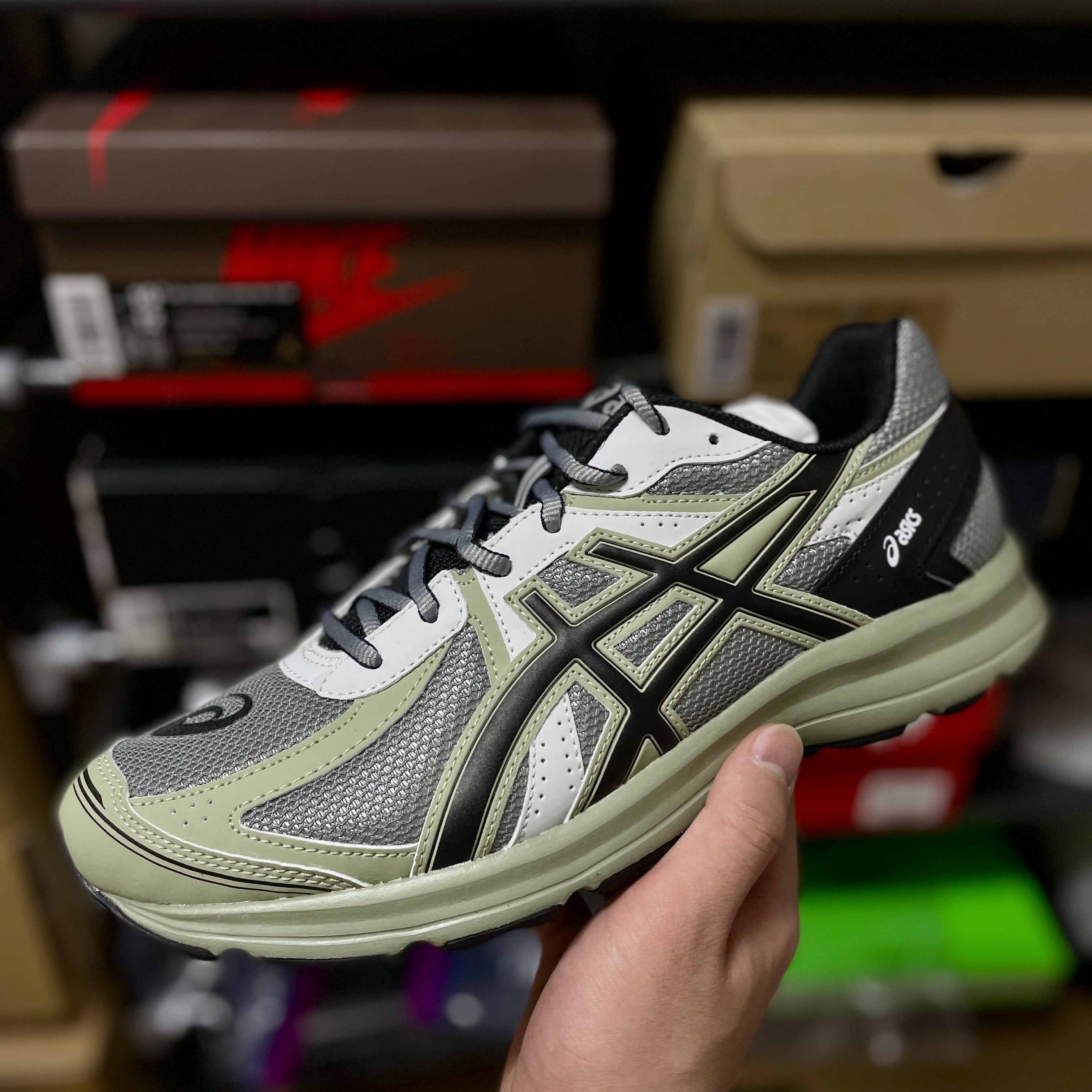 Asics Jog 100 S Sheet Rock - 2E Wide, Asics UB1-S Gel-Kayano 14 Piedmont Grey 착용 스타일