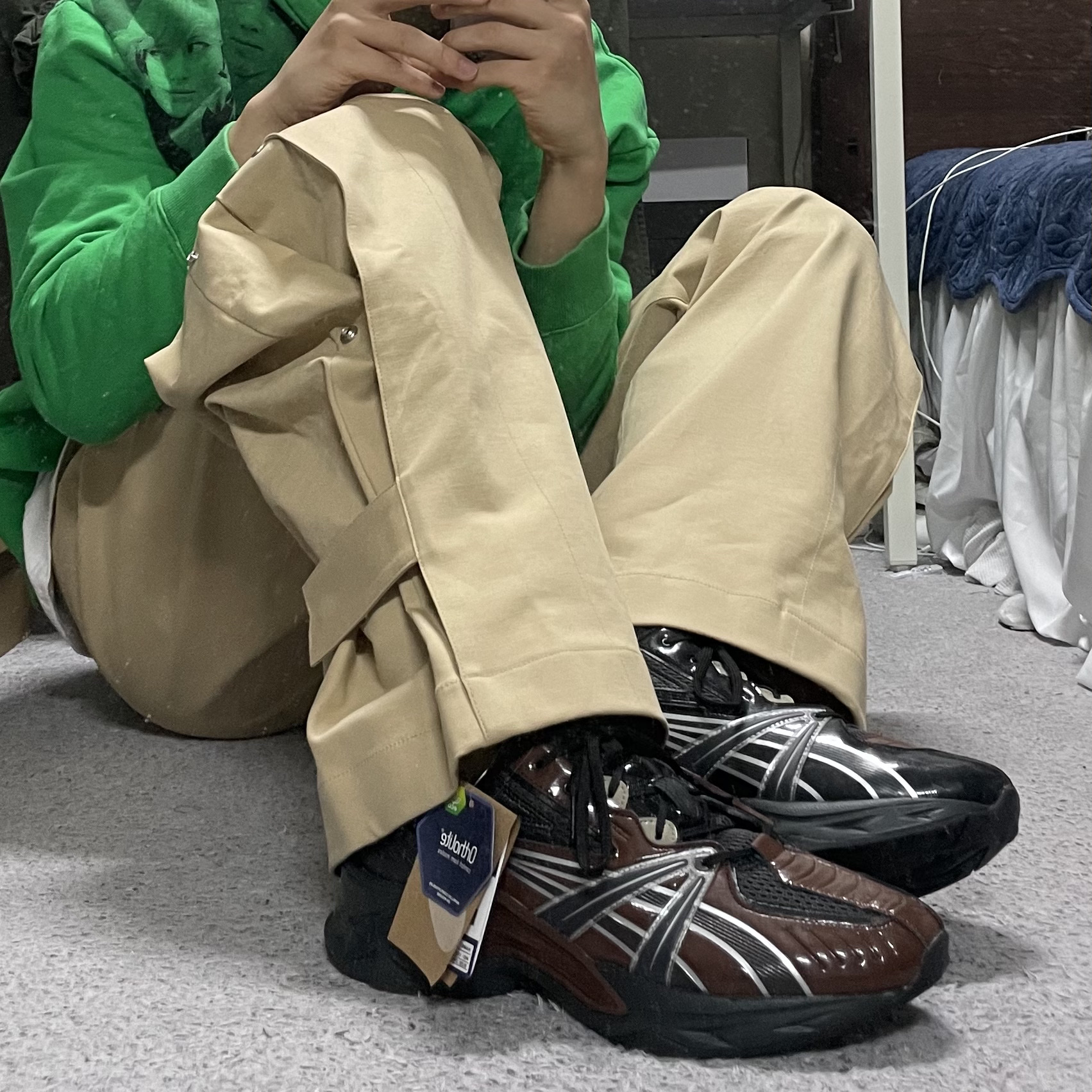 Asics HN2-S Protoblast Chocolate Brown 착용 스타일 - 1