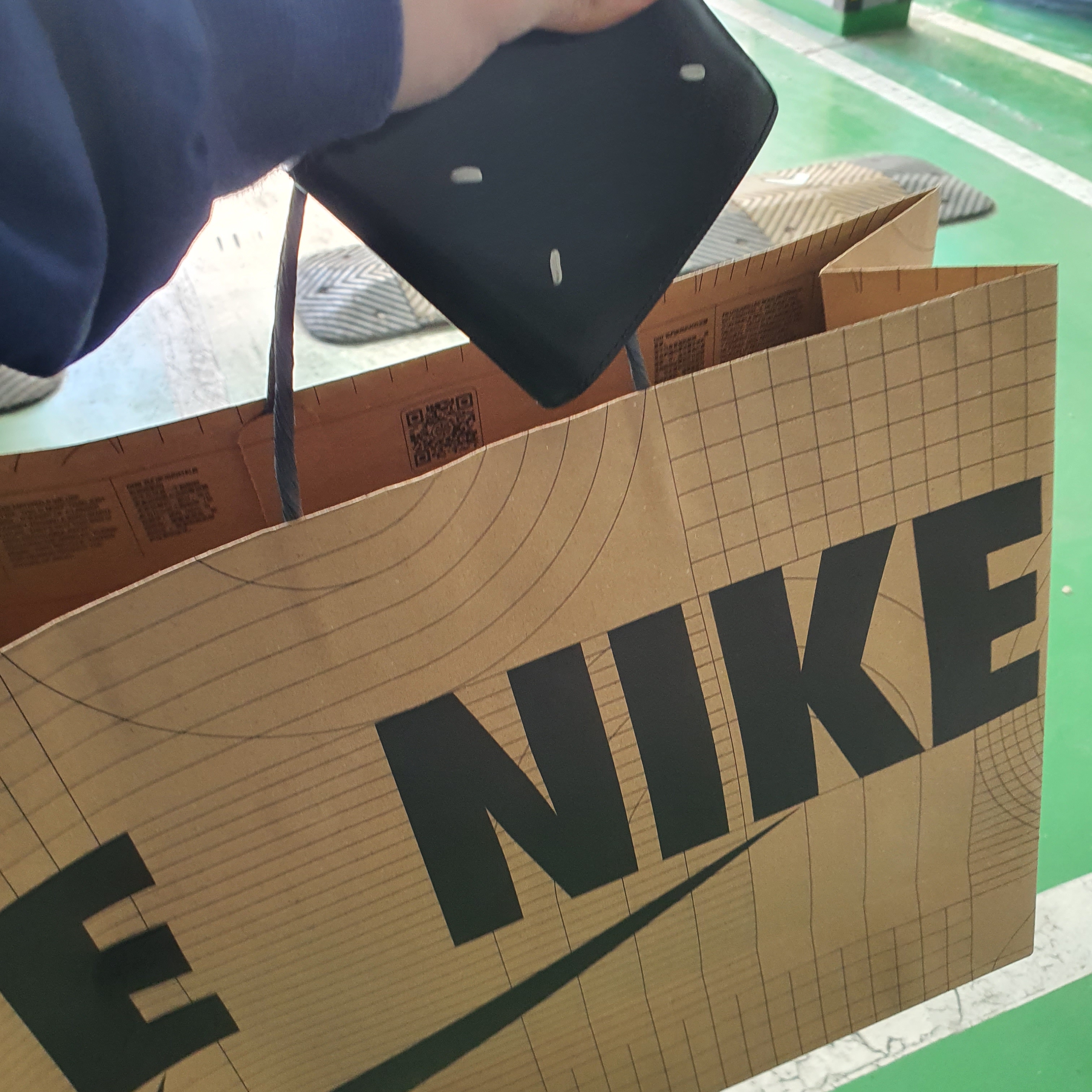 Nike Dunk Low Retro Wolf Grey 착용 스타일 - 1