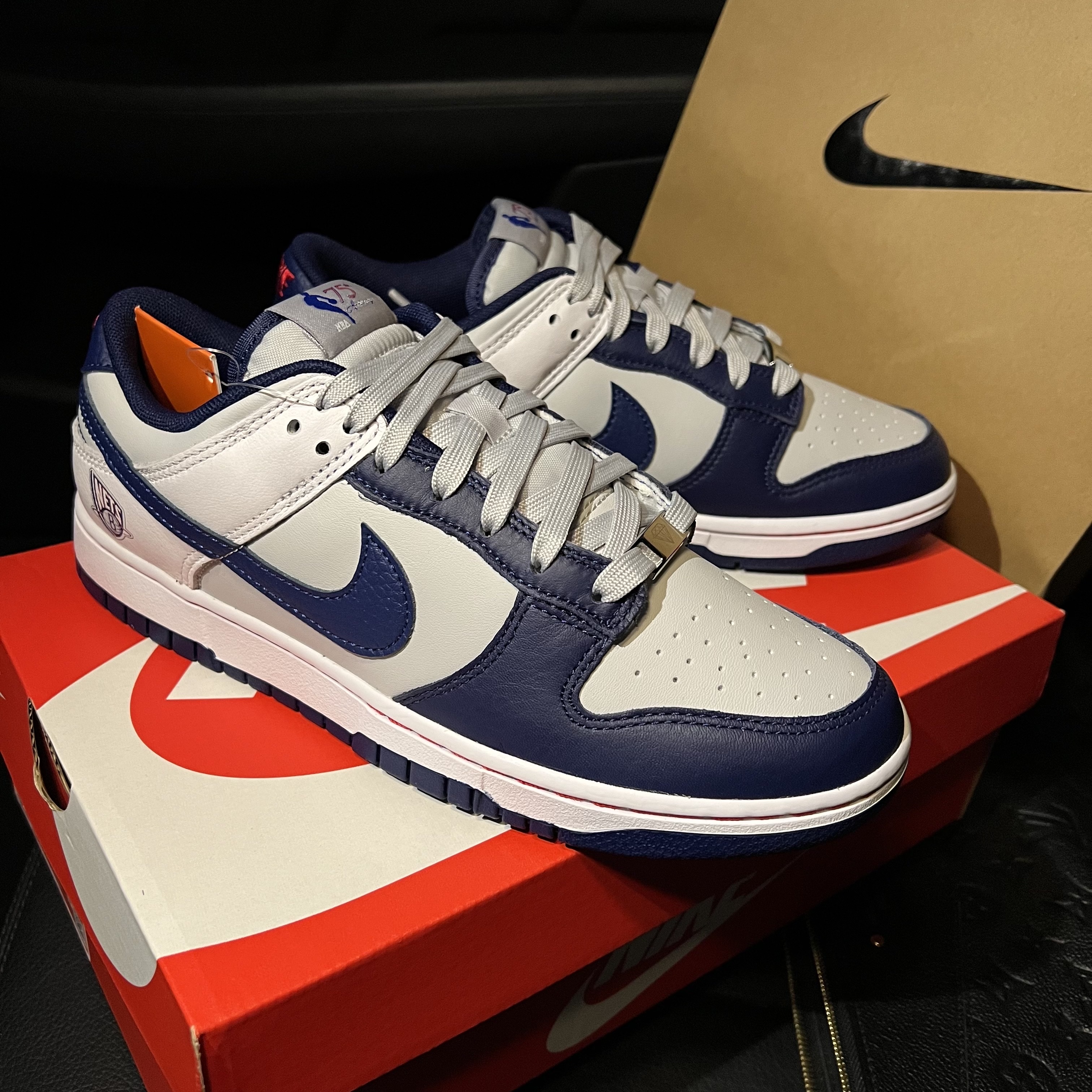 Nike x NBA Dunk Low Retro EMB Nets 착용 스타일