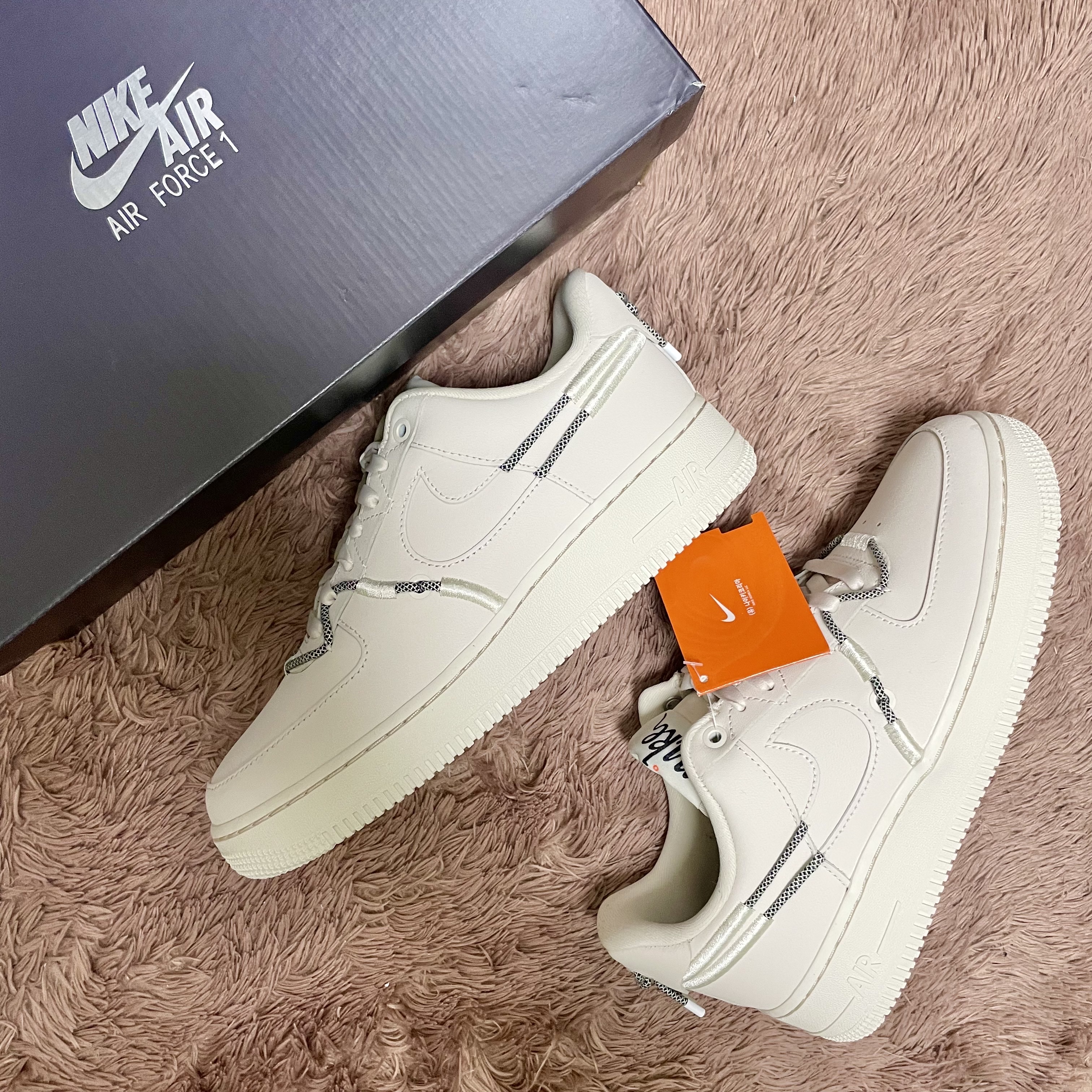 (W) Nike Air Force 1 '07 LX Light Orewood Brown 착용 스타일