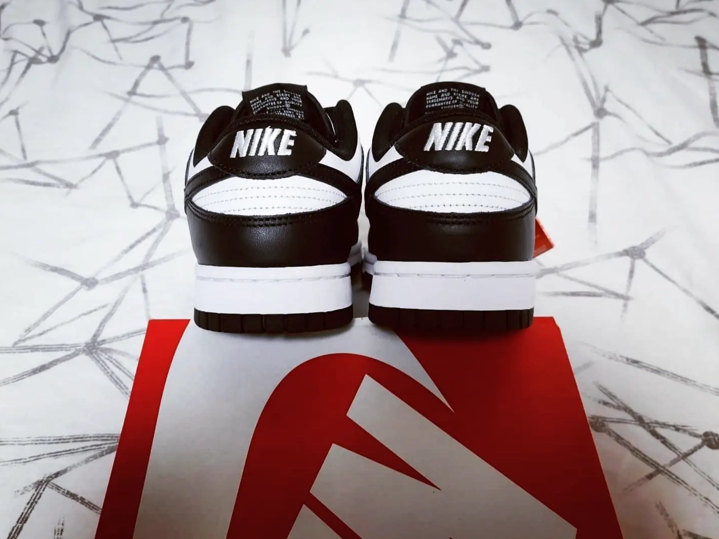 Nike Dunk Low Retro Black 착용 스타일 - 5