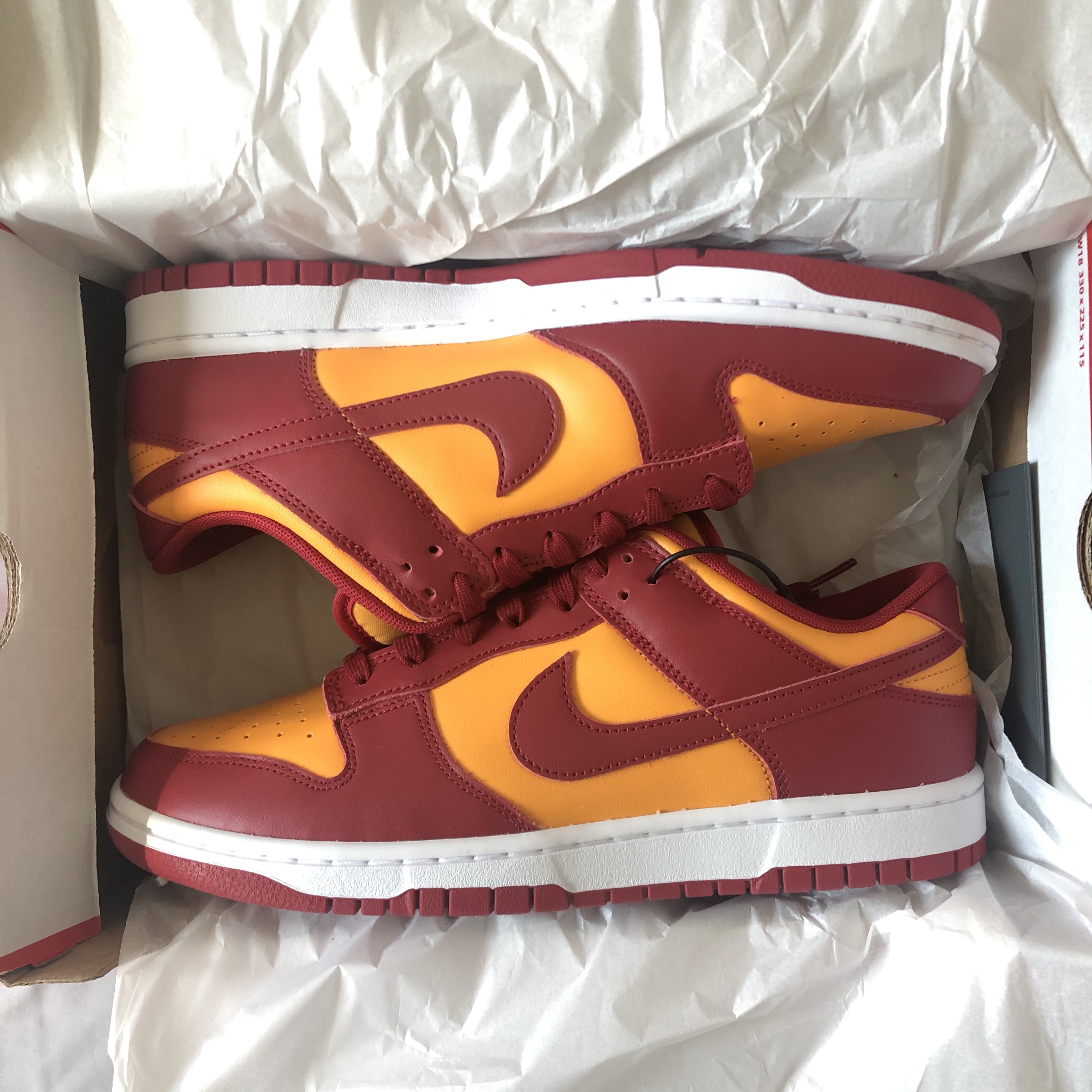 Nike Dunk Low Retro Championship Gold 착용 스타일