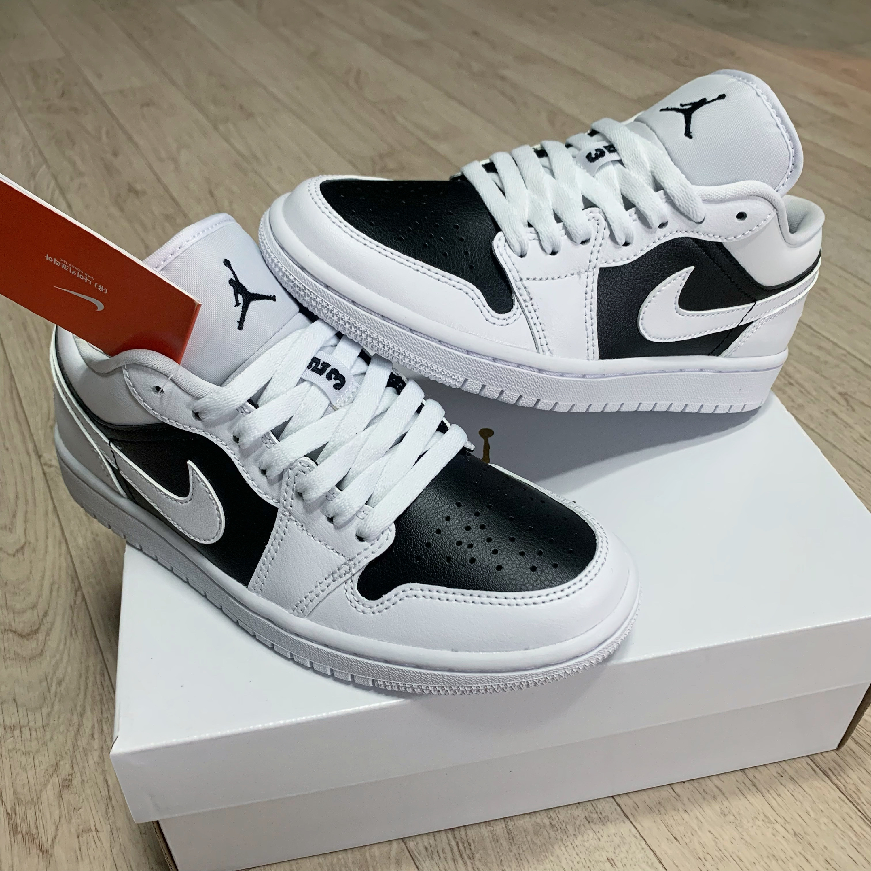 (W) Jordan 1 Low Panda 착용 스타일
