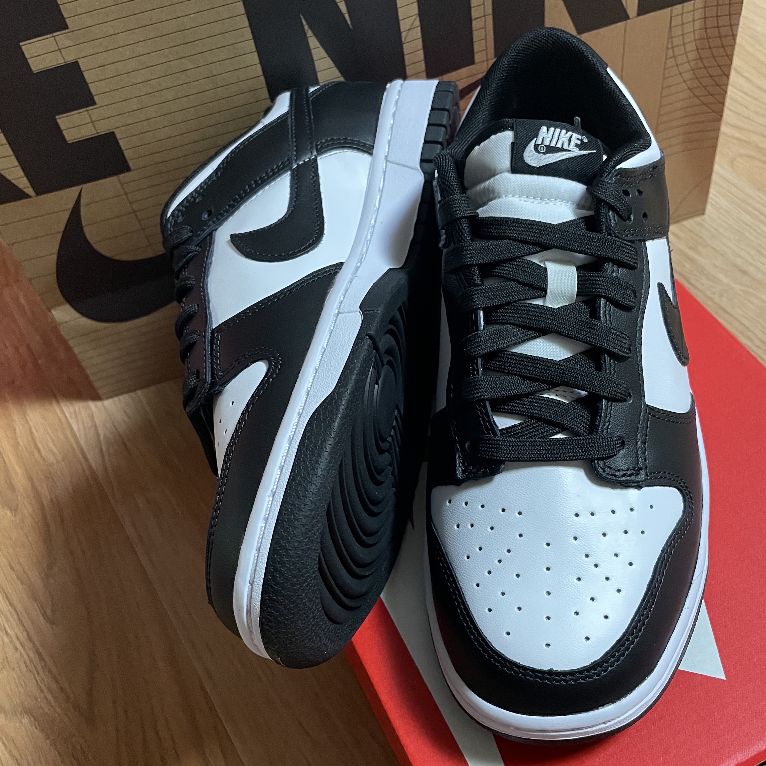 Nike Dunk Low Retro Black 착용 스타일 - 2