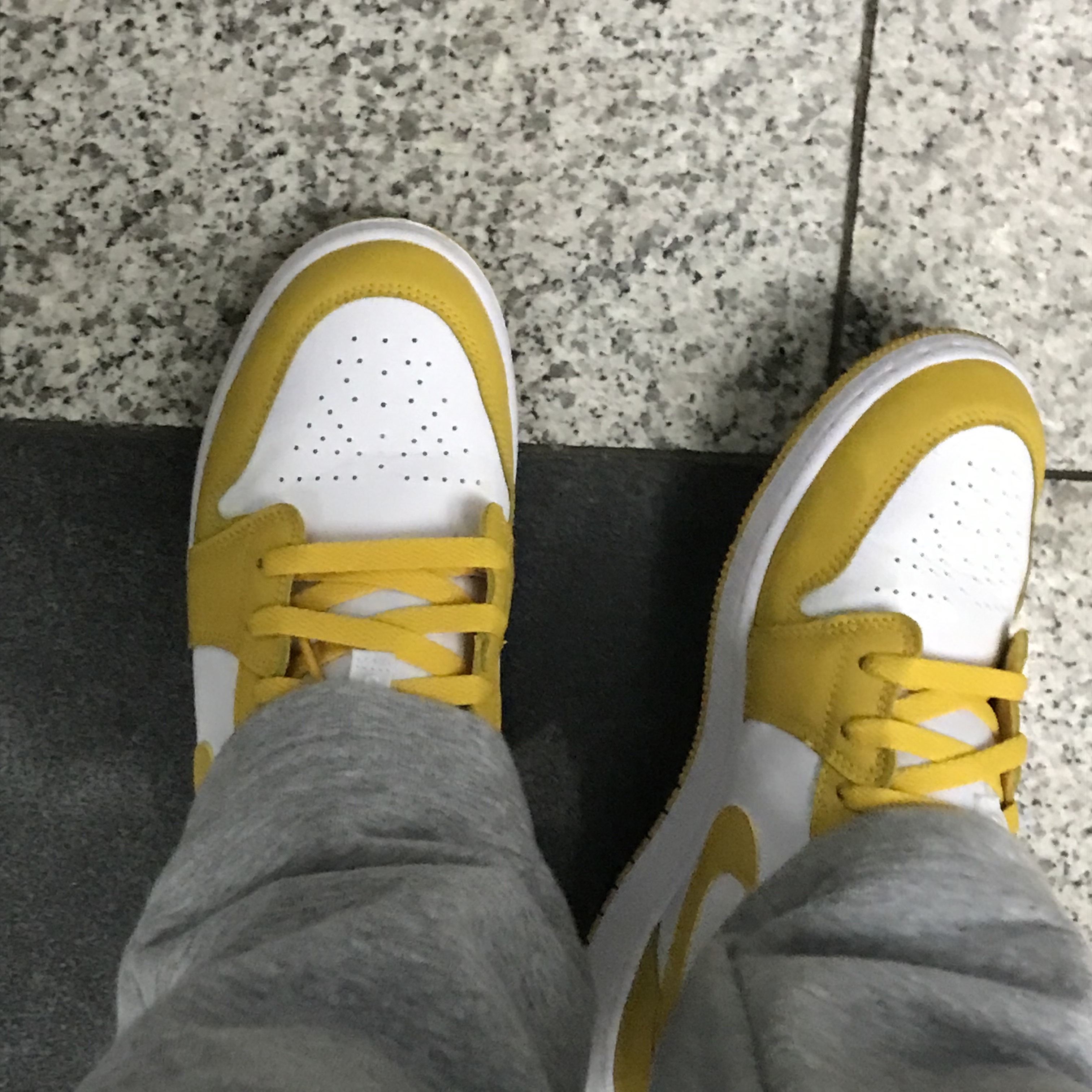 (GS) Jordan 1 Low Pollen, Jordan 1 Low Pollen 착용 스타일