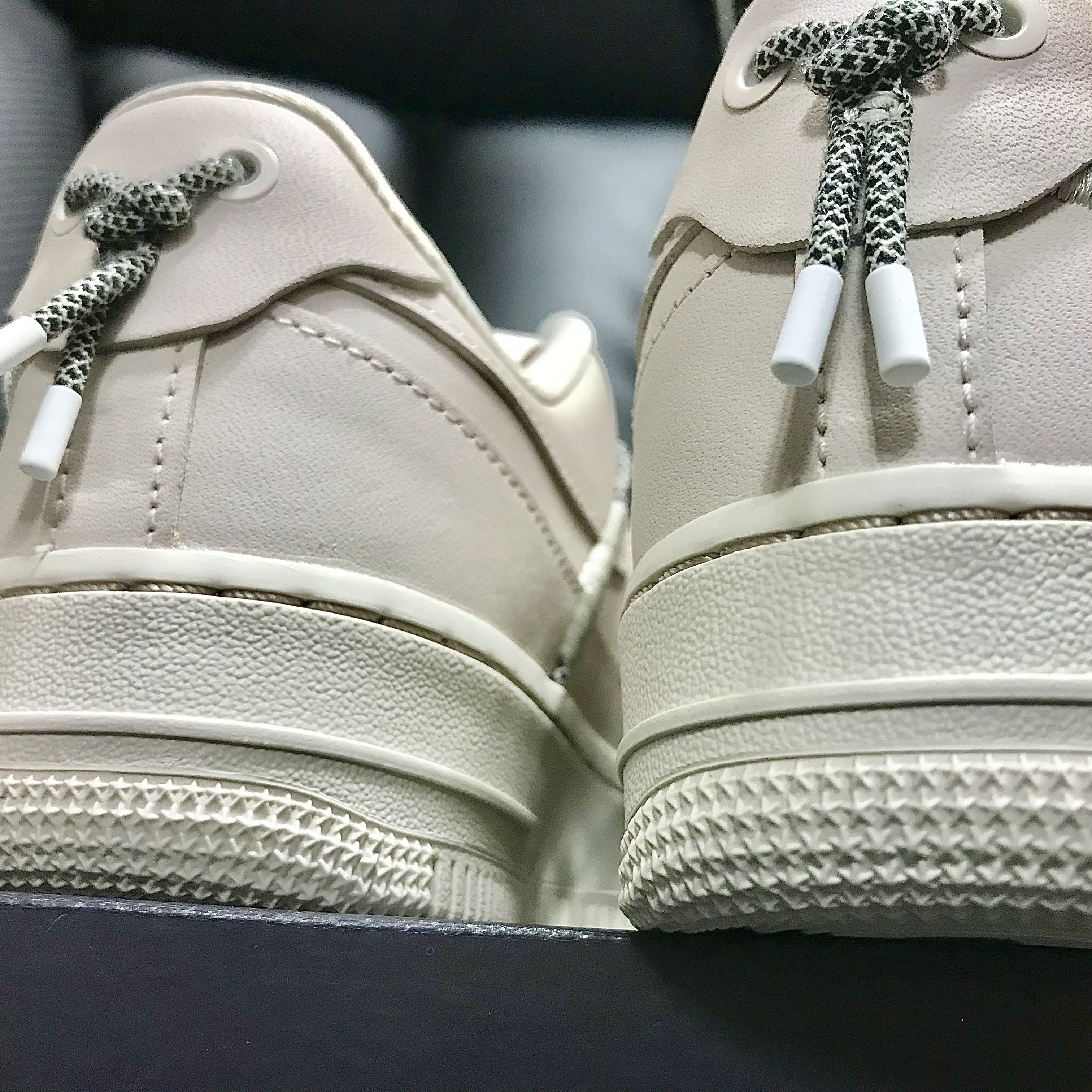 (W) Nike Air Force 1 '07 LX Light Orewood Brown 착용 스타일 - 2