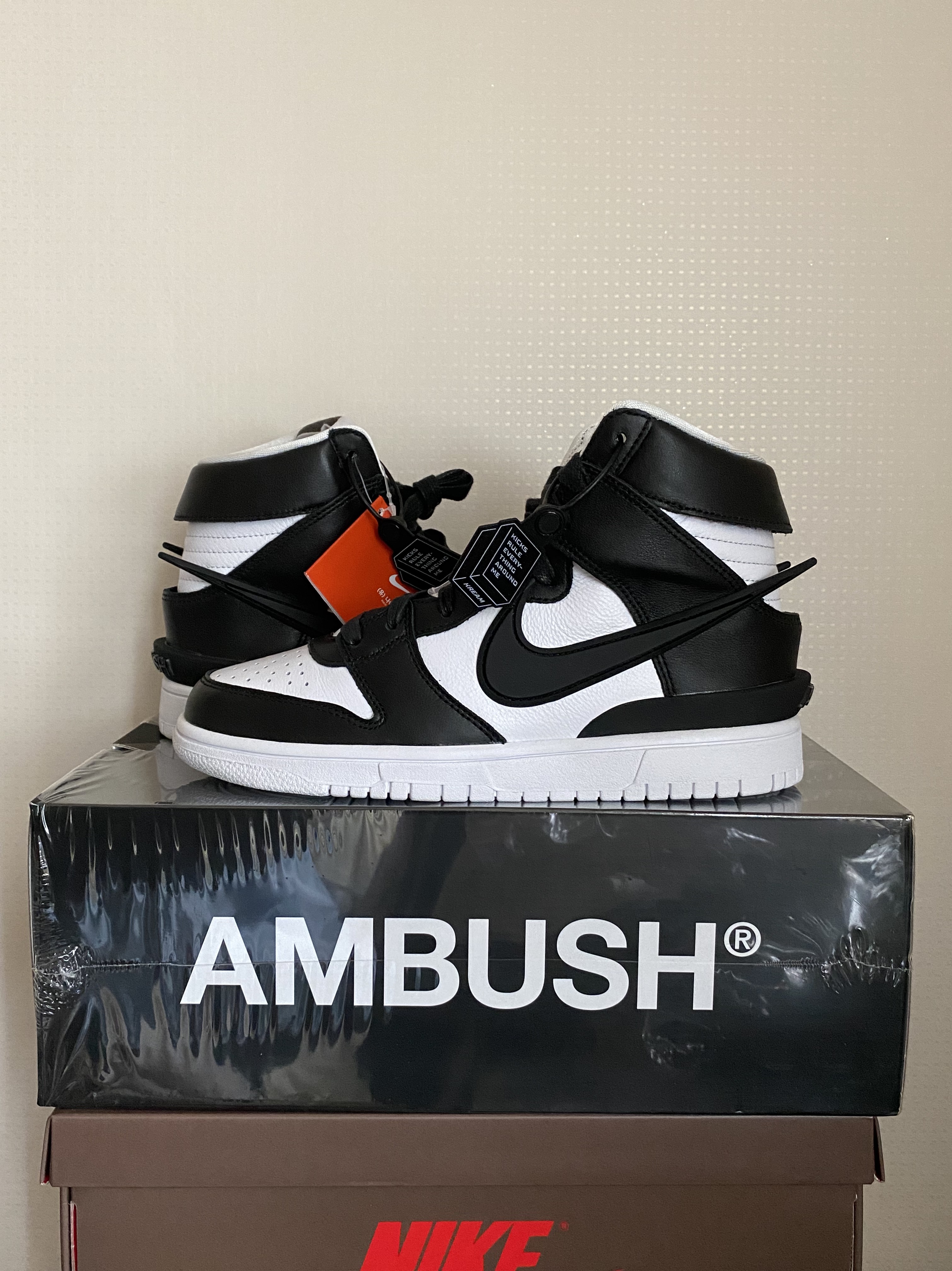 Nike x Ambush Dunk High Black 착용 스타일 - 2