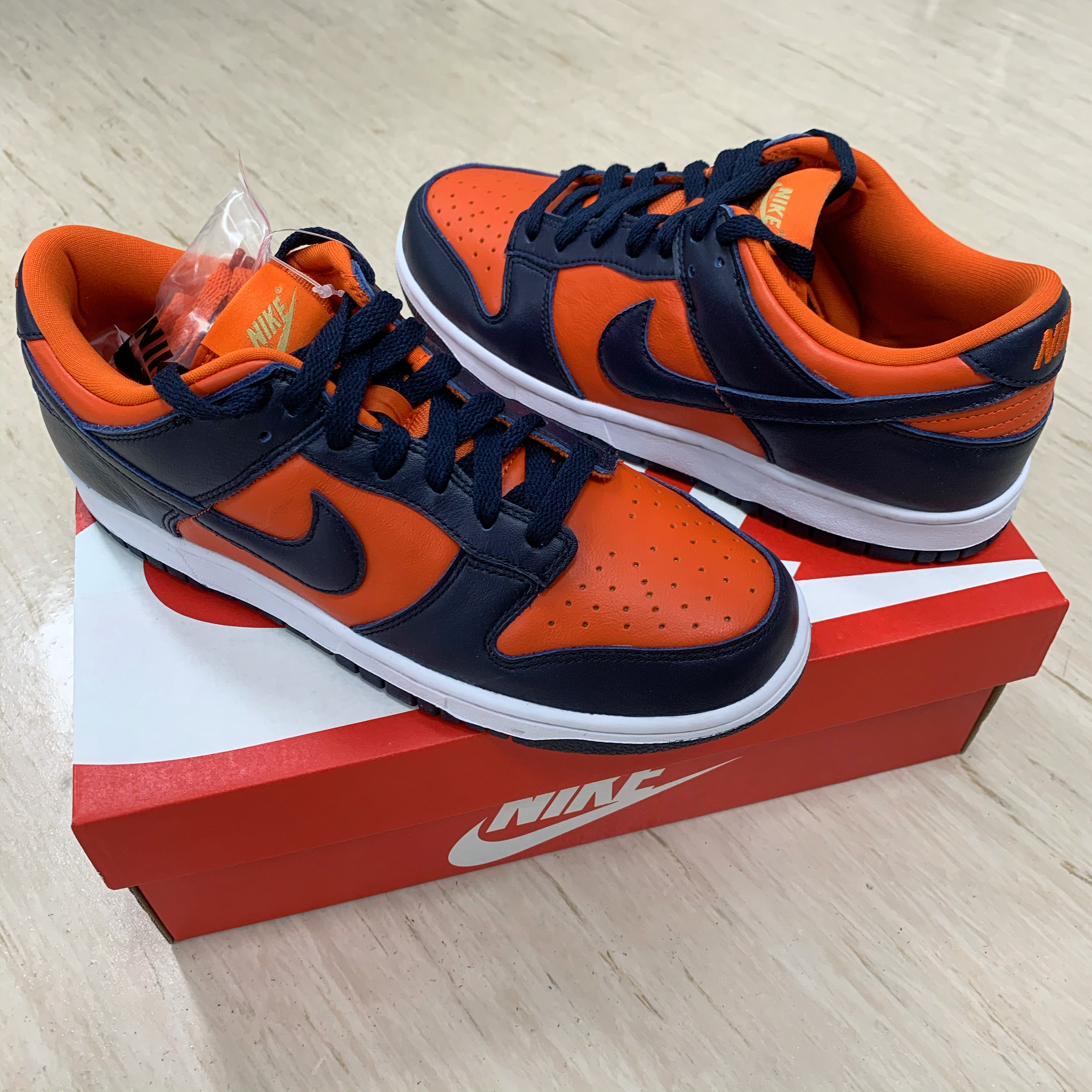 Nike Dunk Low SP Champ Colors 착용 스타일