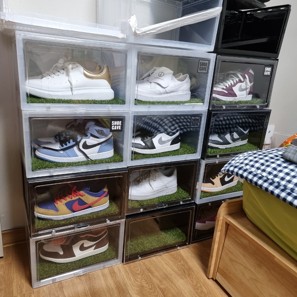 Alexander McQueen Oversized Sneakers White Gold, Nike x Peaceminusone Kwondo1 White 착용 스타일 - 2